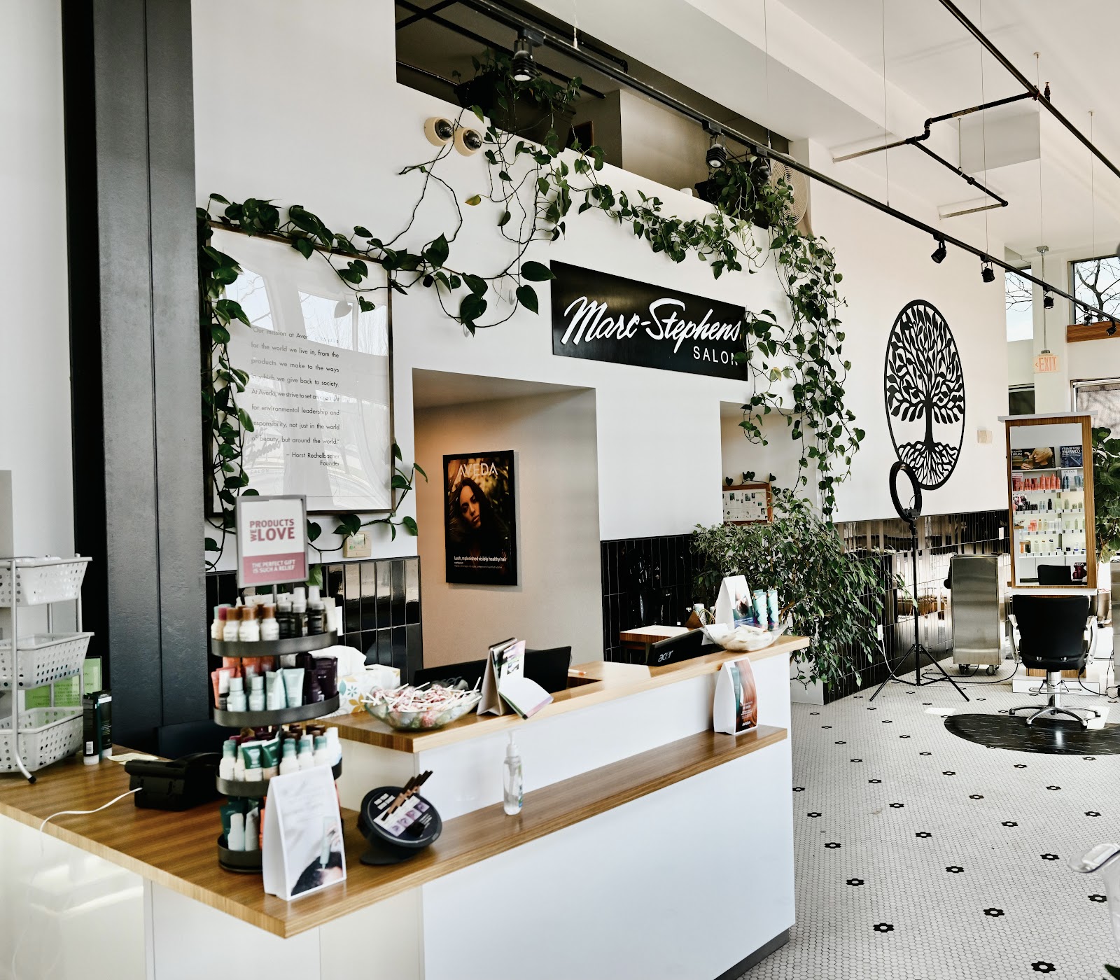 Marc Stephens Salon - Hair Salon in Des Moines