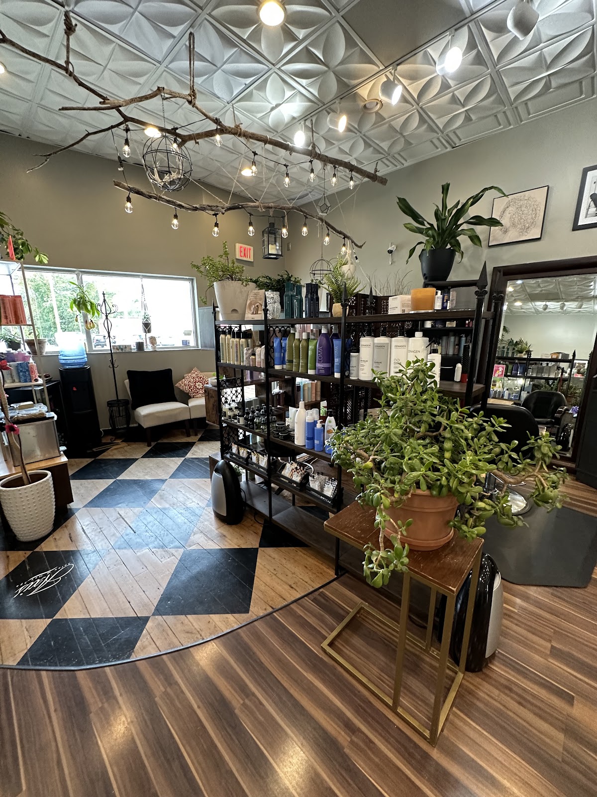 Axis Salon Studio of Des Moines. - Beauty Spa in Des Moines