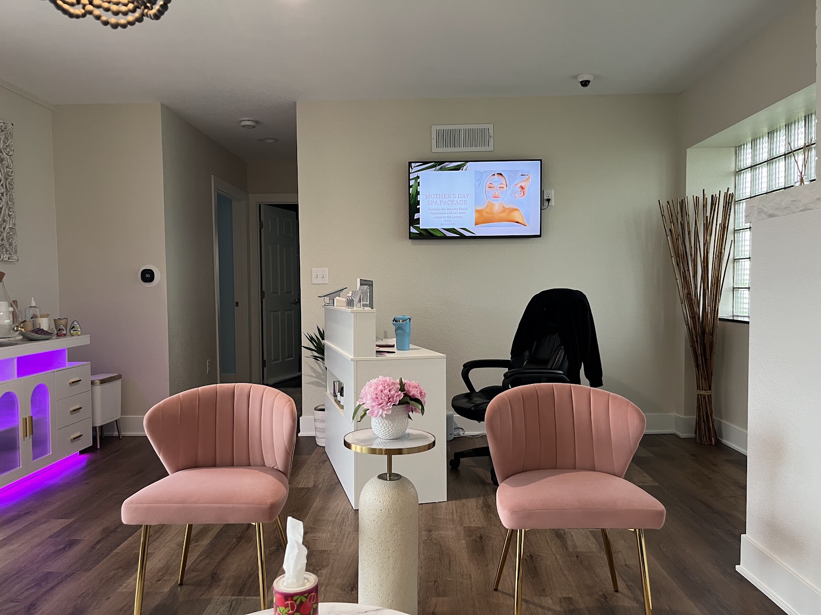 Hush - Hair Salon in Des Moines