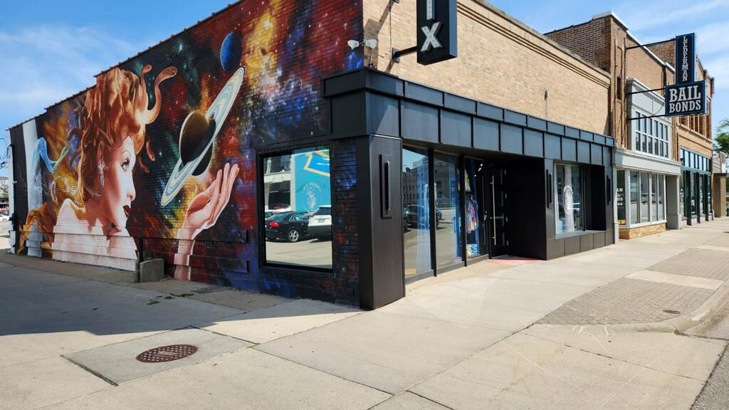 Fix Salon - Hair Salon in Cedar Rapids
