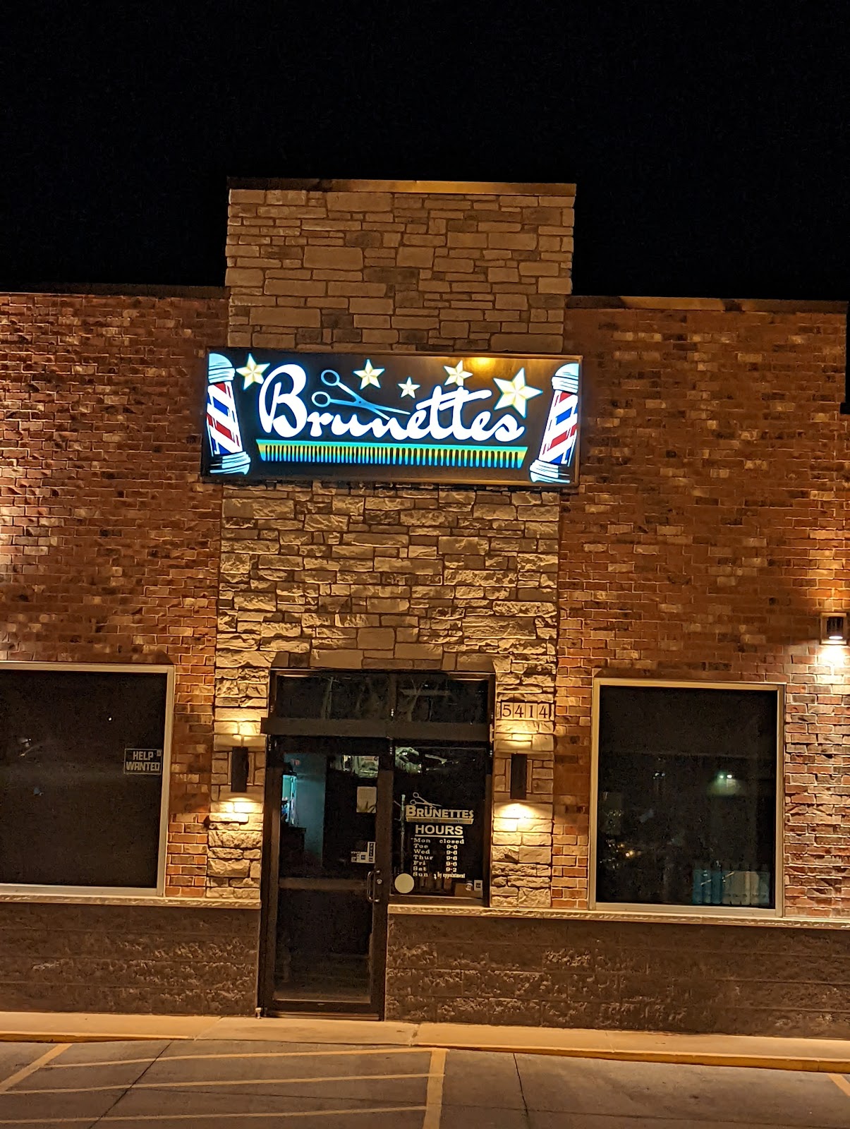 Brunettes Barber & Salon - Barbershop in Cedar Rapids