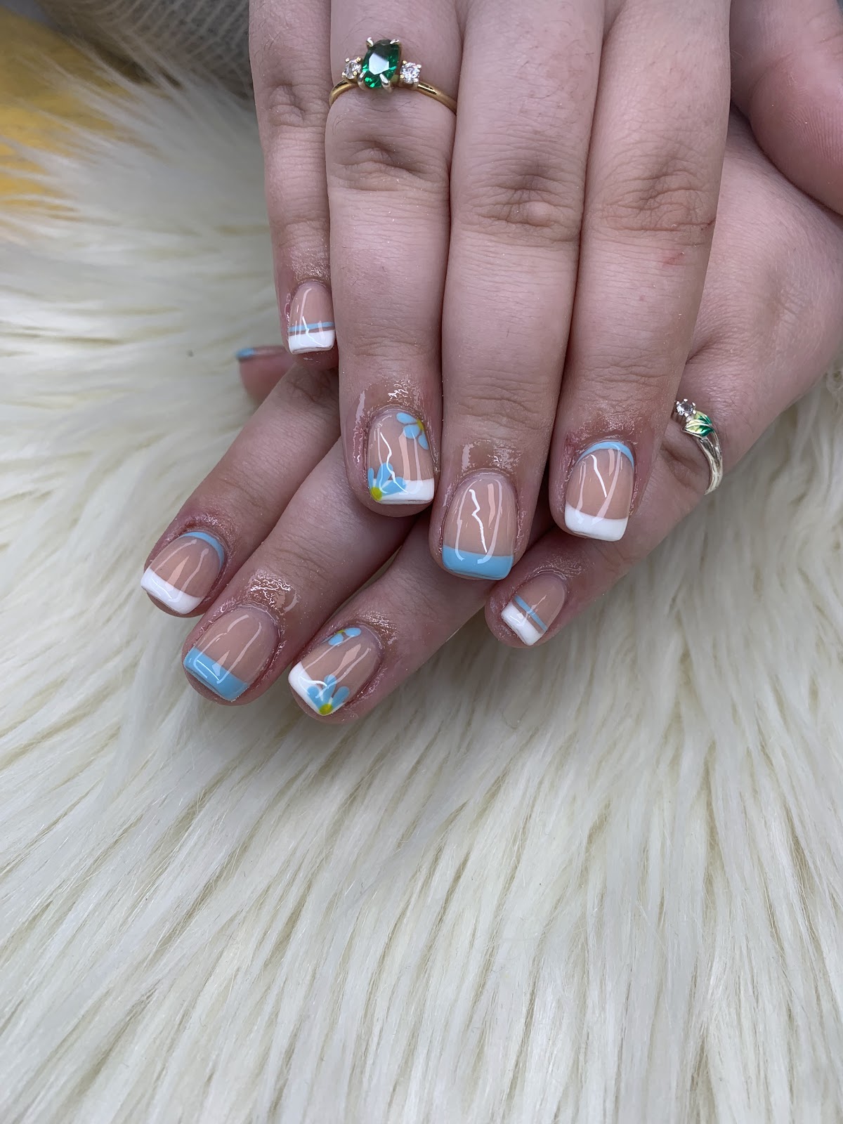 A&P Nails Art - Nail Salon in Iowa City