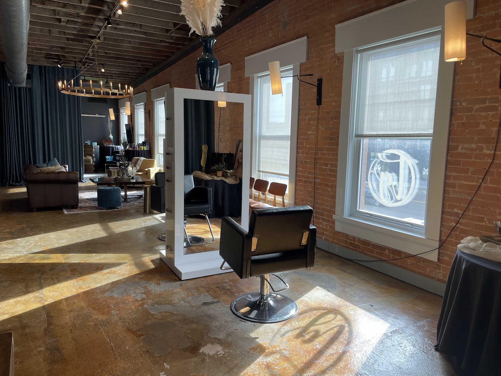 Timothy Gabriel Salon - Hair Salon in Iowa City
