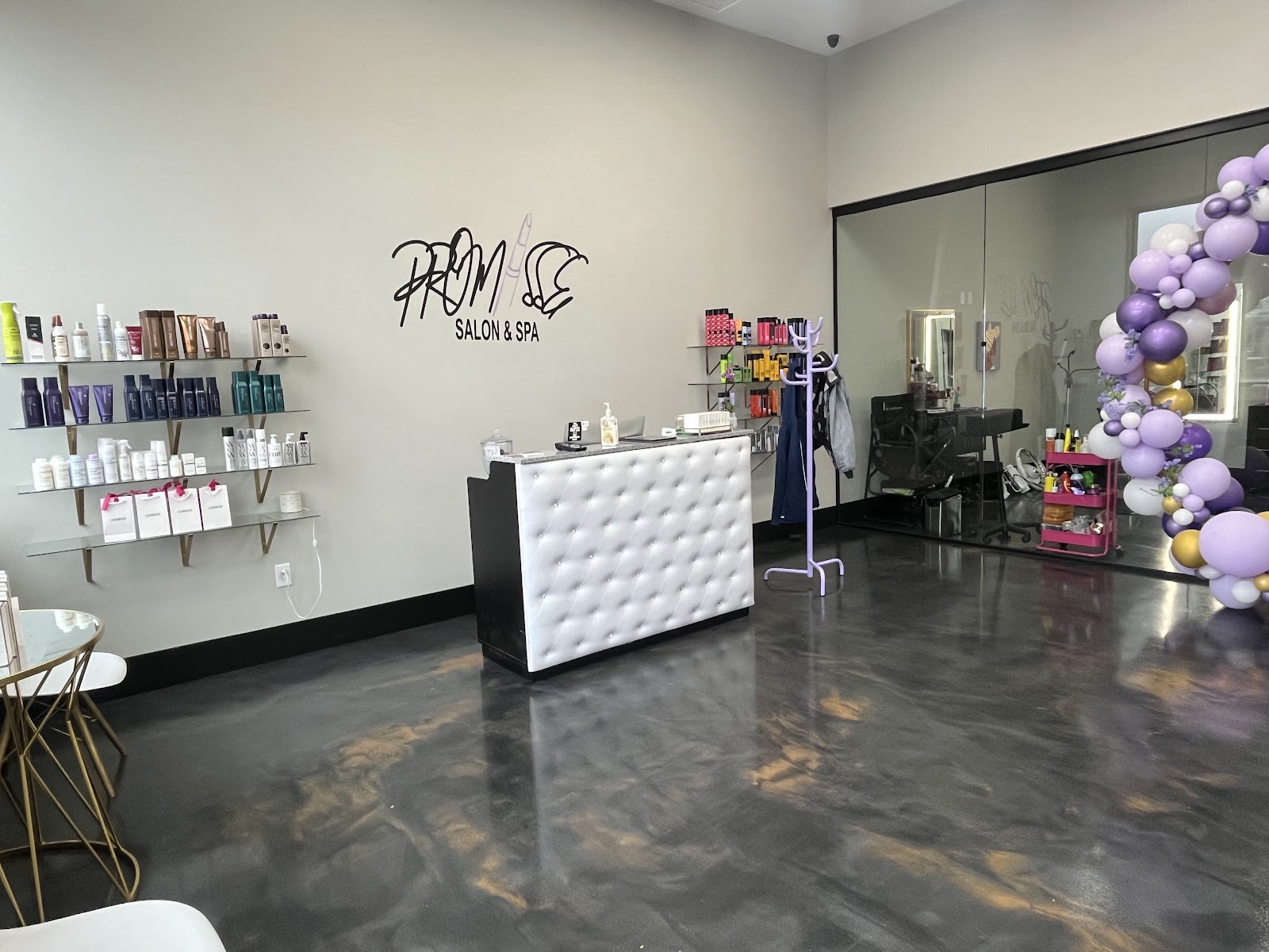 Promisse Hair & Studios - Beauty Spa in Davenport