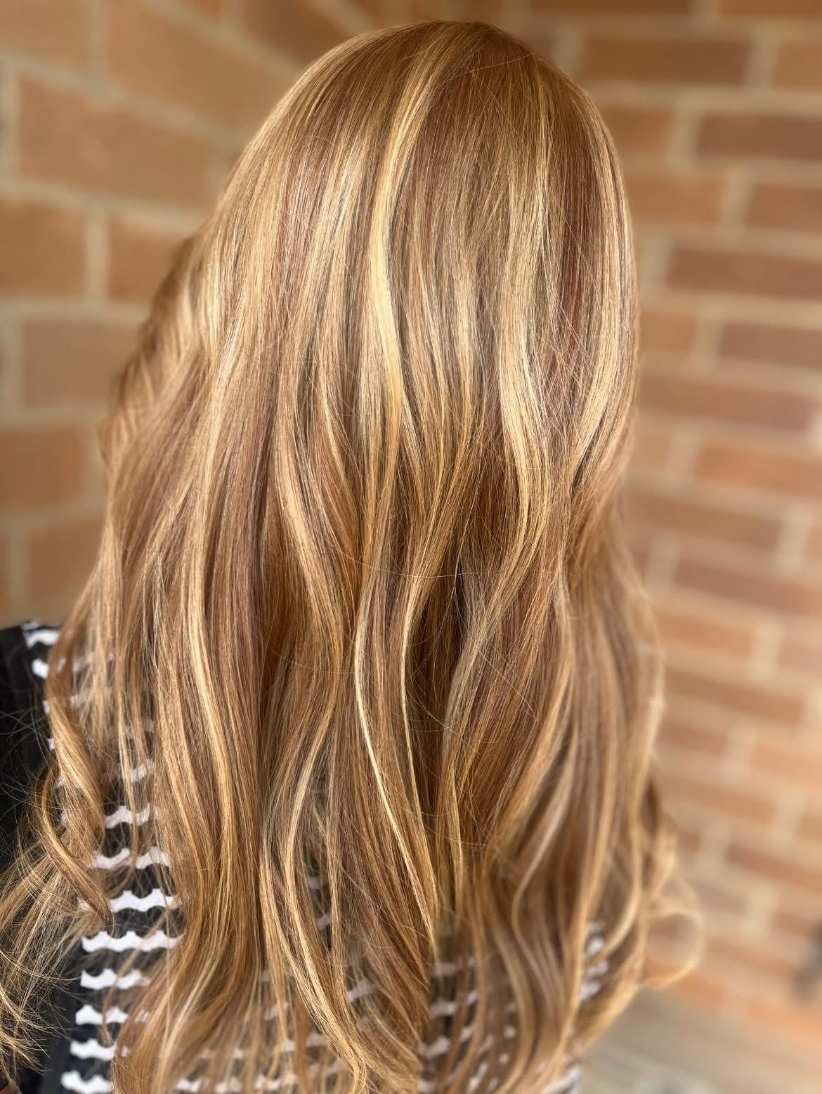 Escape Day Spa and Salon - Nail Salon in Davenport