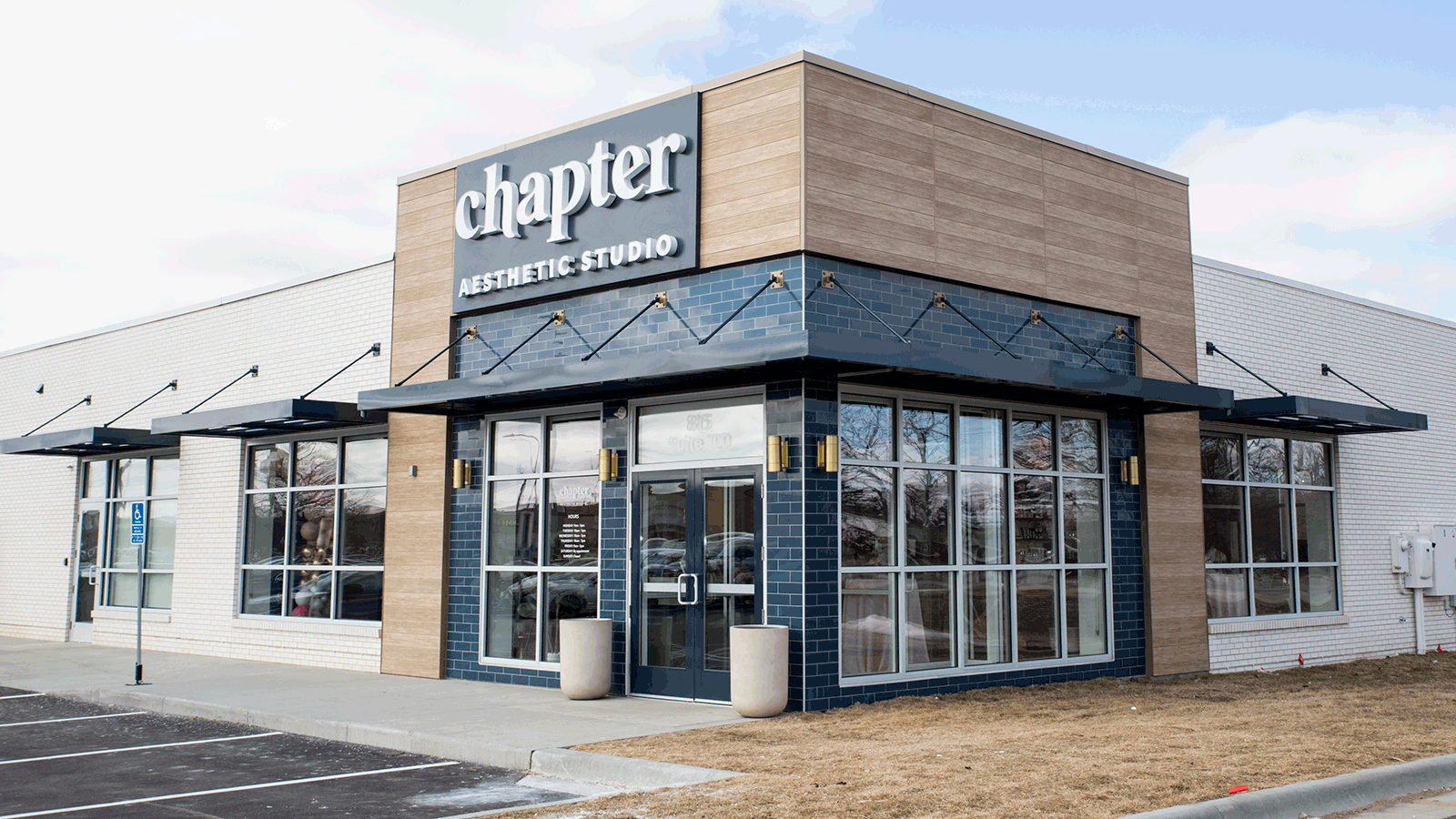 Chapter Aesthetic Studio - Hair Salon in Davenport
