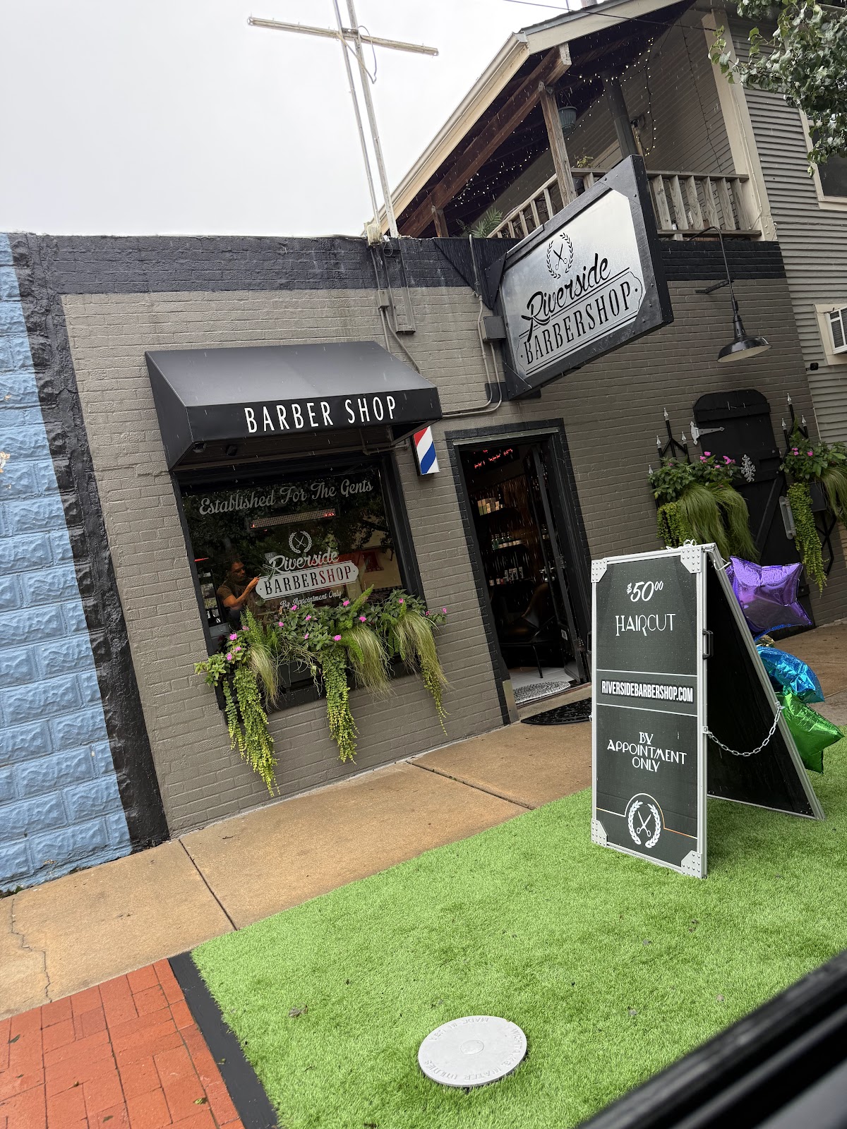 Riverside Barber Shop - Barbershop in Wichita