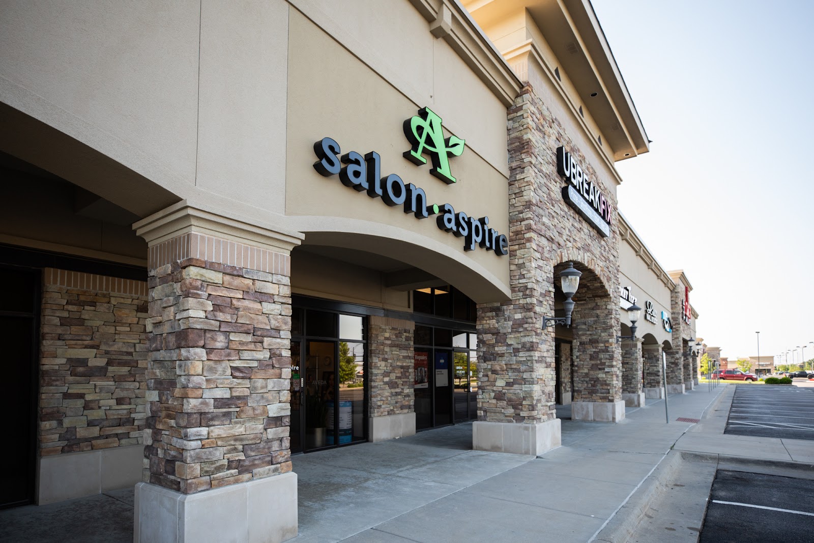 Salon Aspire - Hair Salon in Wichita