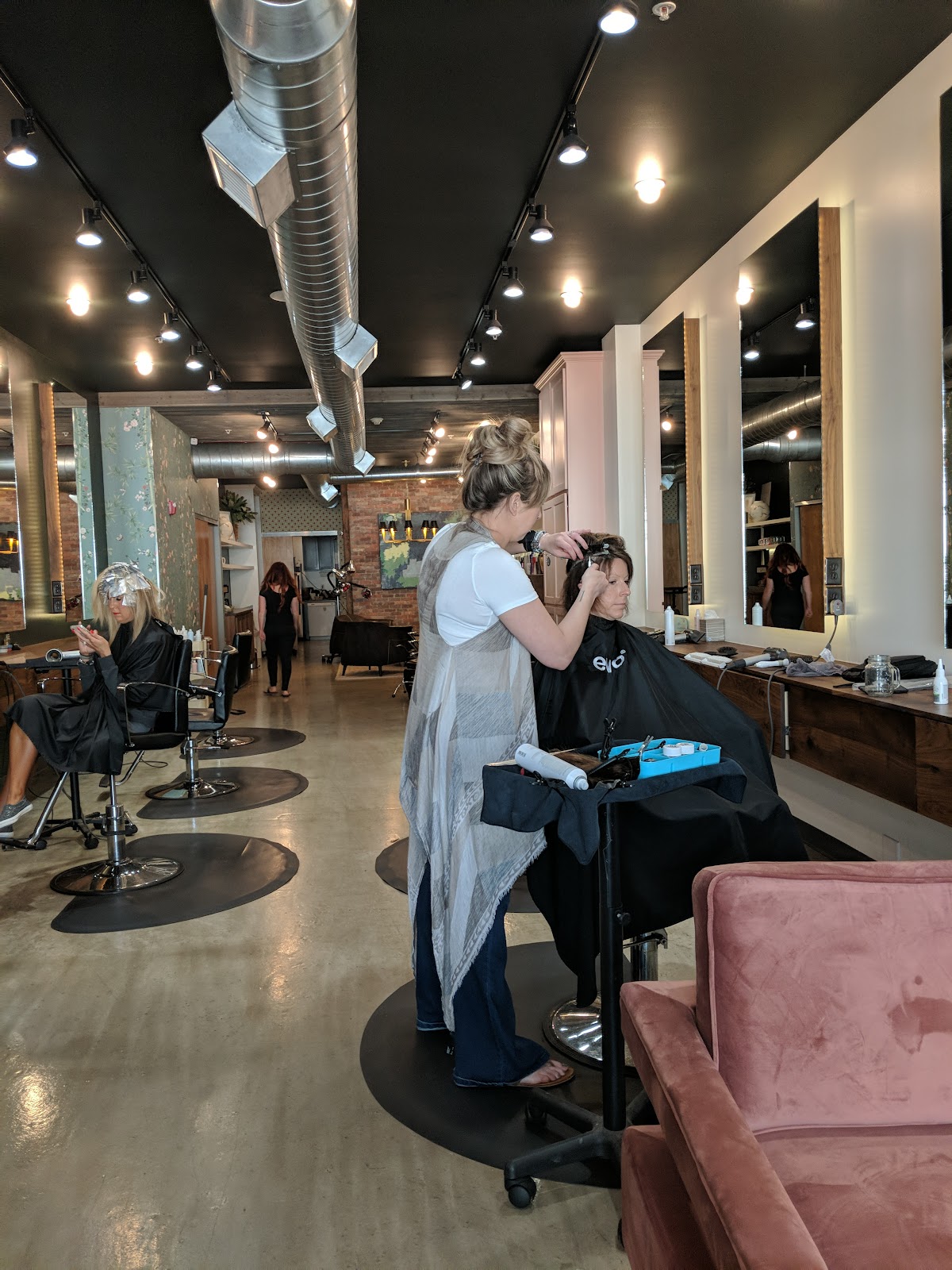 Shelter Salon - Beauty Spa in Wichita