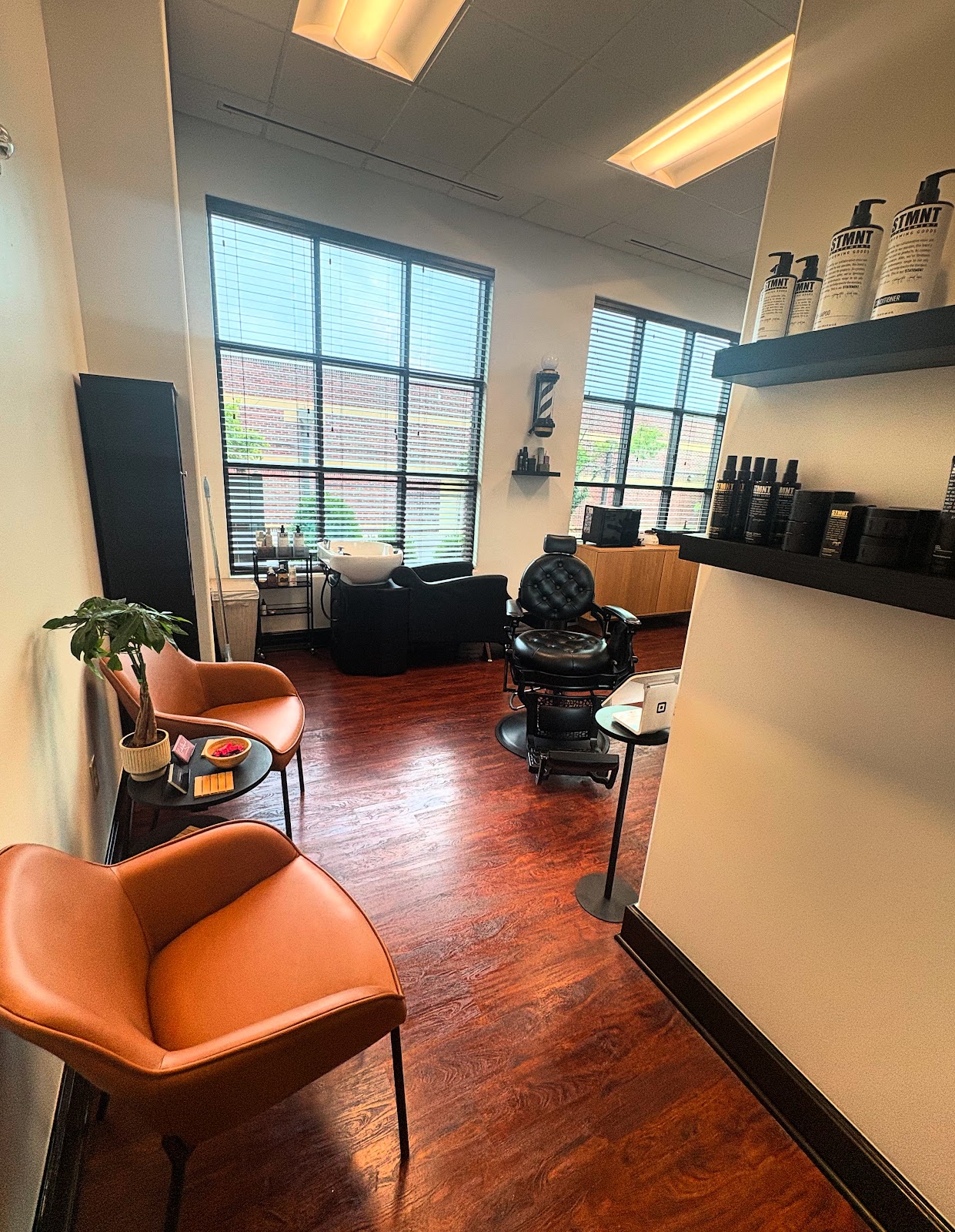 Feather & Fade - Barbershop in Overland Park
