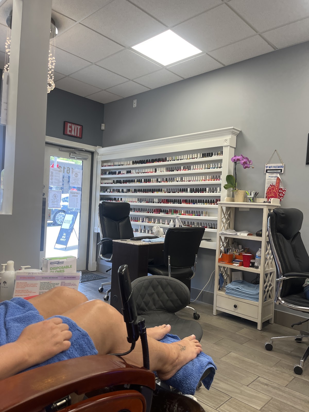 True Nails - Nail Salon in Kansas City