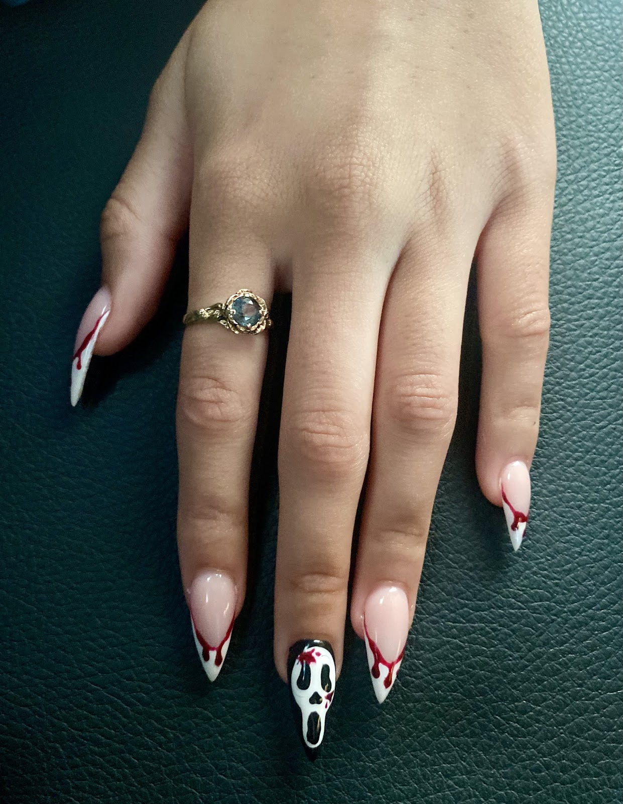 M. Vincé Nail Spa legends outlet - Nail Salon in Kansas City