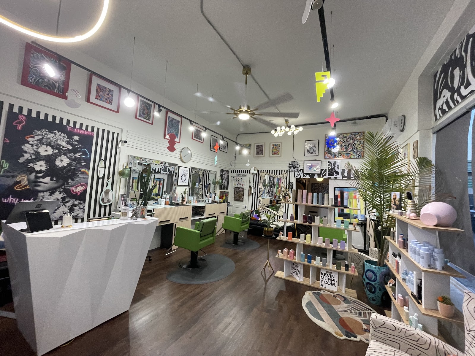Salon On Grand - Hair Salon in Kansas City