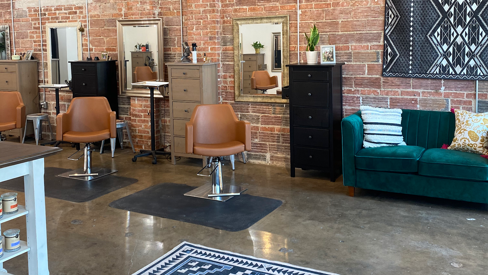 Roots & Branches Salon River Market - Hair Salon in Kansas City