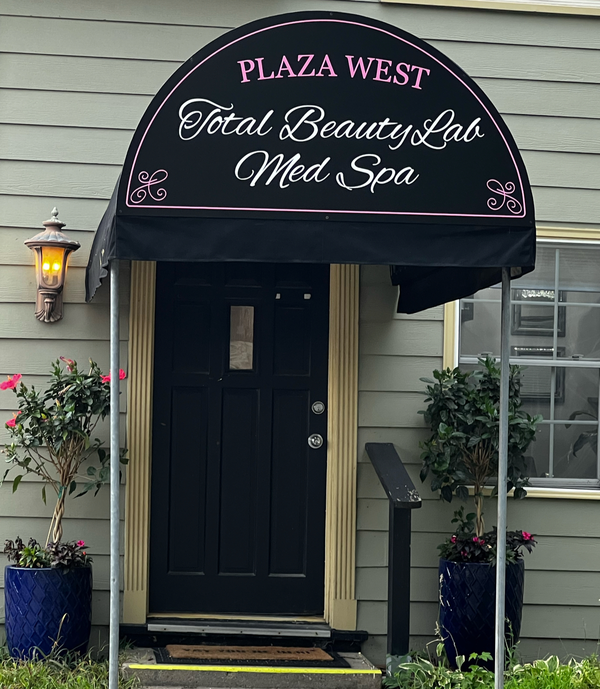 Plaza West Med Spa And Bellisima By Silvia - Hair Salon in Kansas City