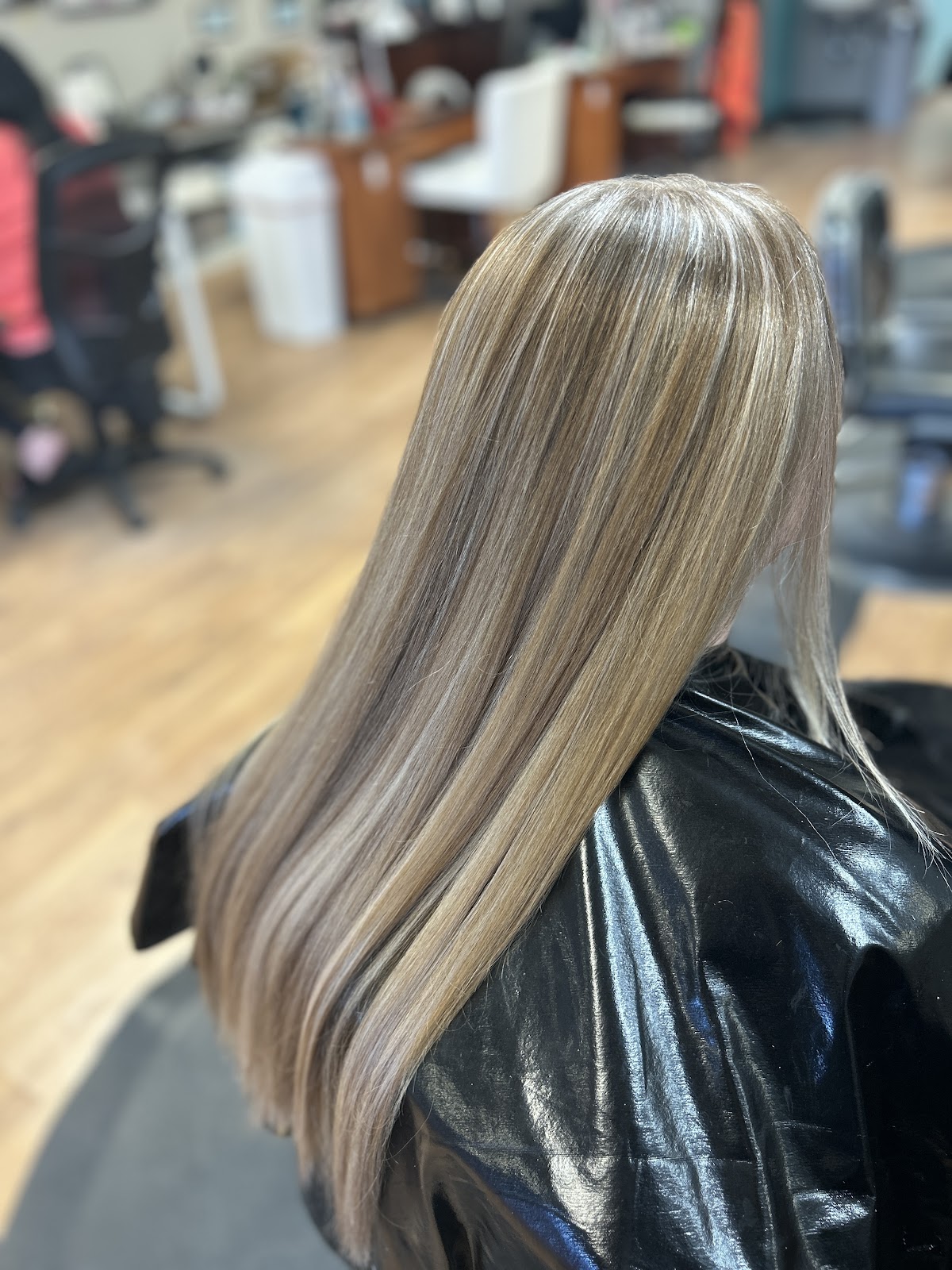 Urban Salon - Nail Salon in Topeka