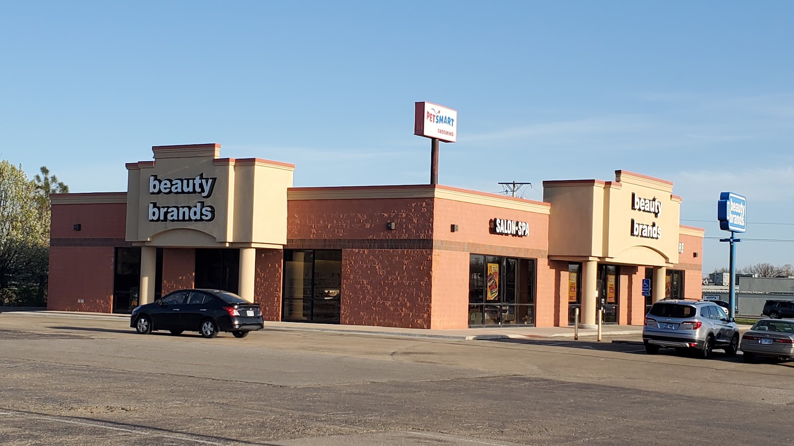 Beauty Brands - Nail Salon in Topeka