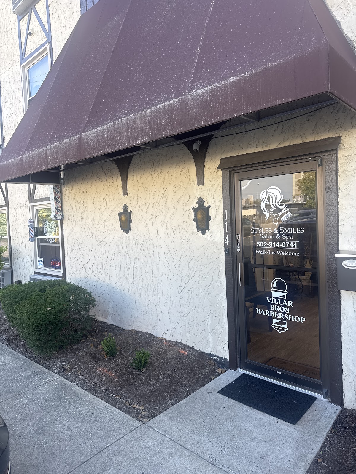 Villar Bros Barber Shop - Barbershop in Louisville