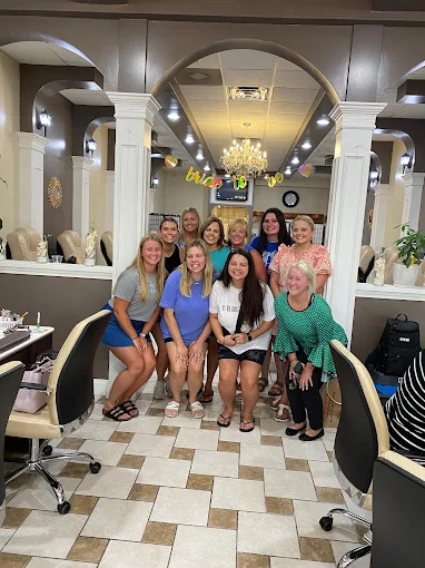 LaVee Nails Louisville KY - Nail Salon in Louisville