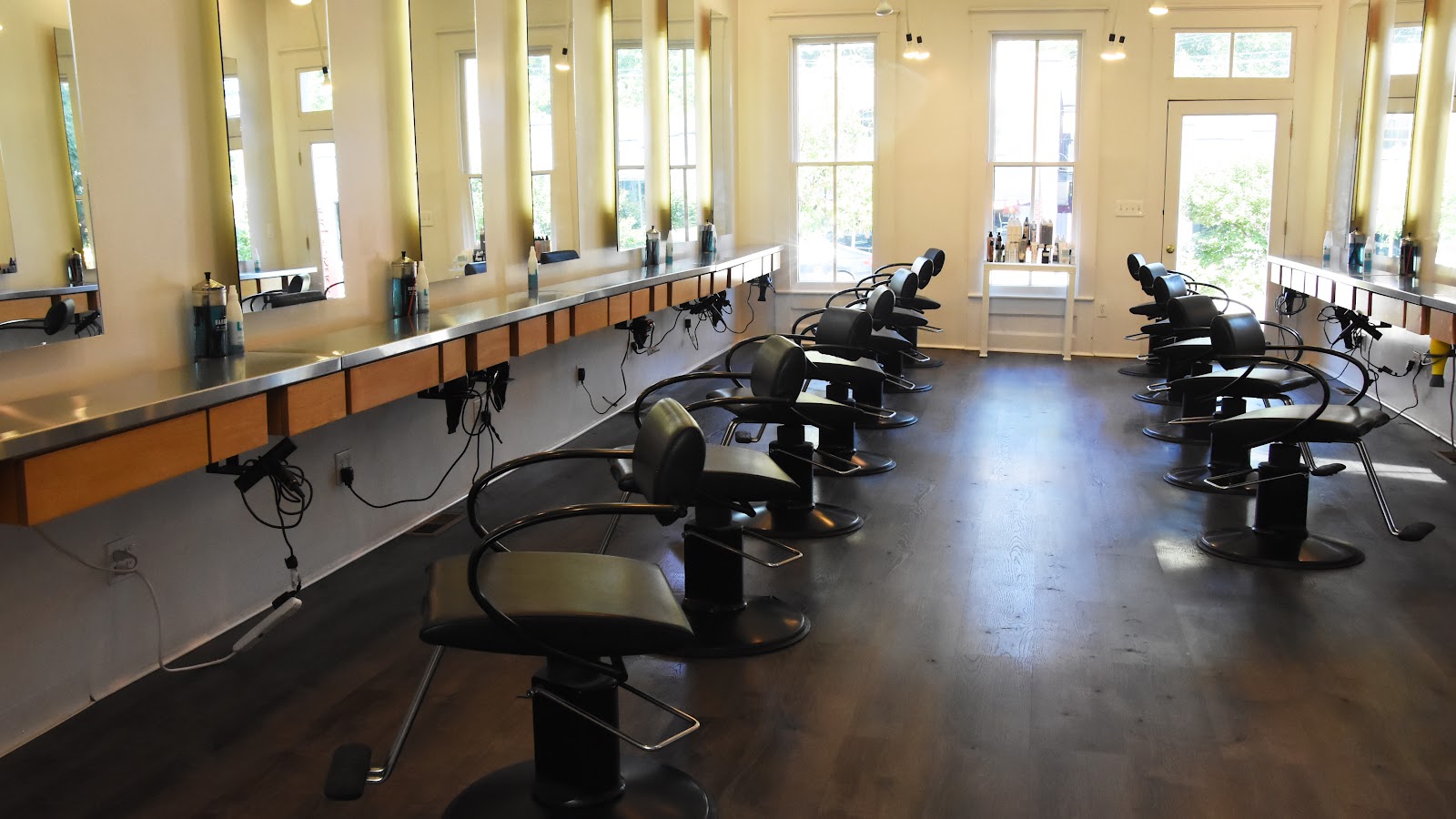 House of Hue - Hair Salon in Louisville