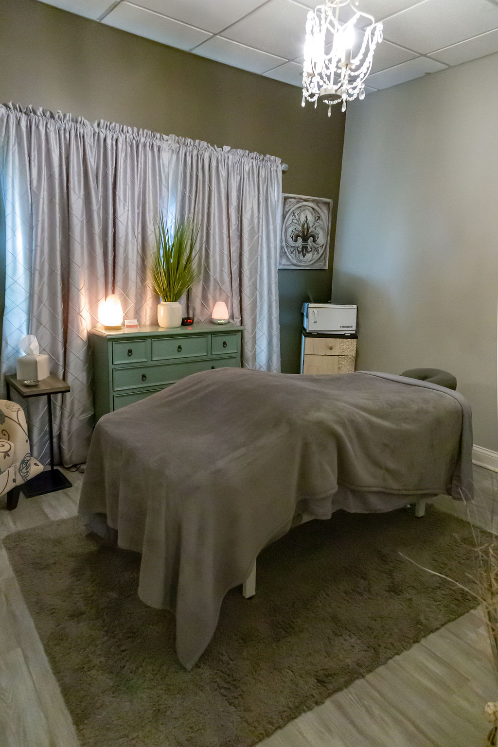 A New You Day Spa & Salon - Hair Salon in Lexington