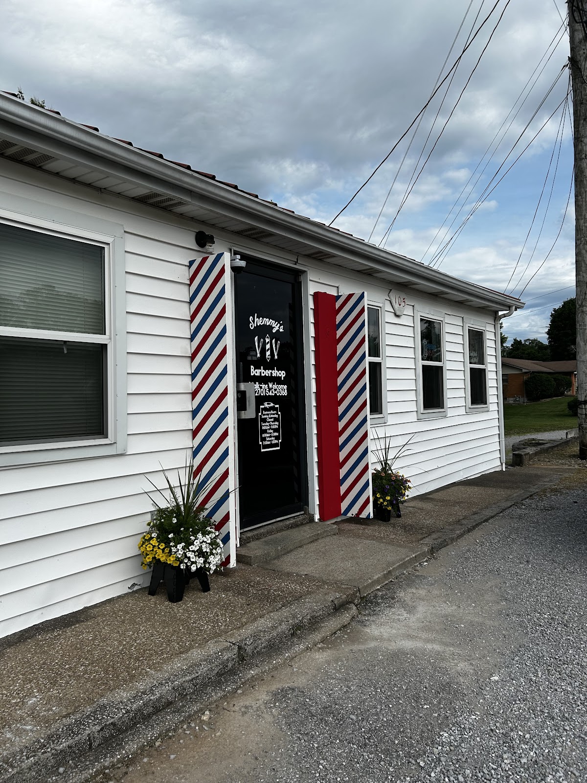 Shemmy’s Barbershop - Barbershop in Bowling Green
