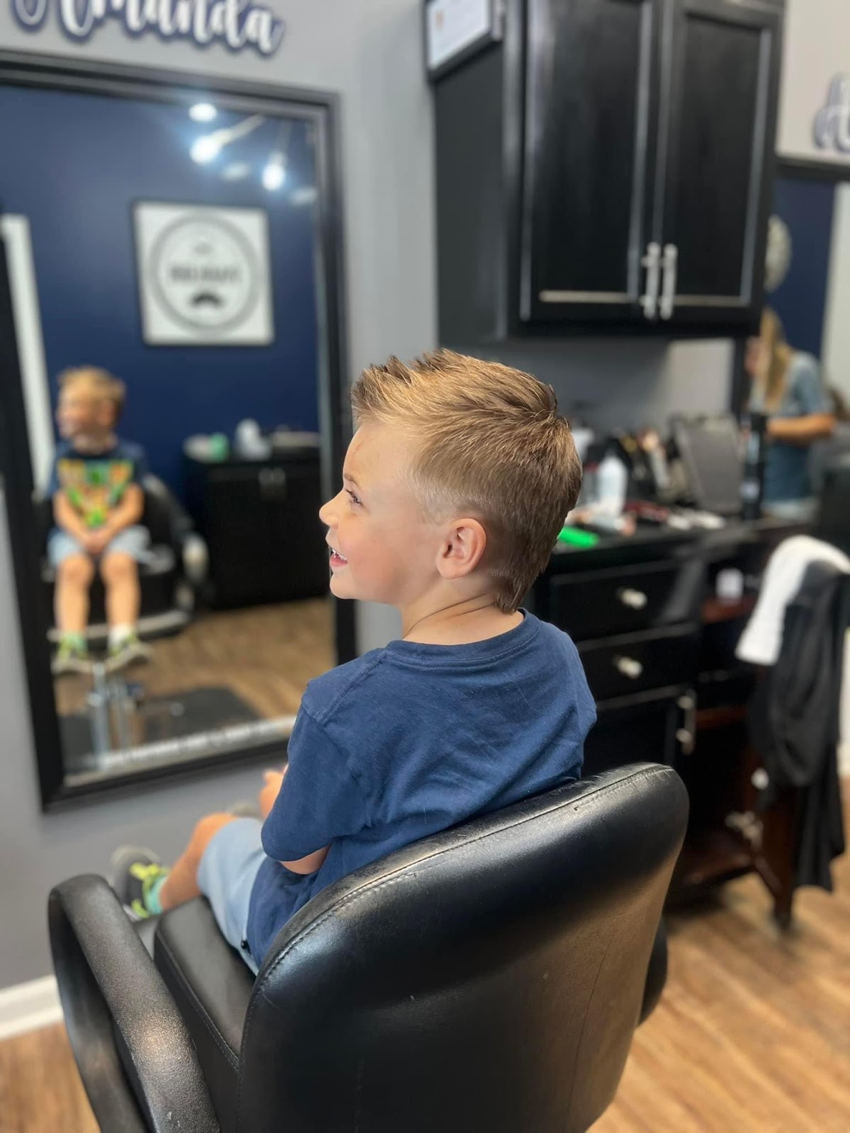 The Parlor 270 - Barbershop in Bowling Green