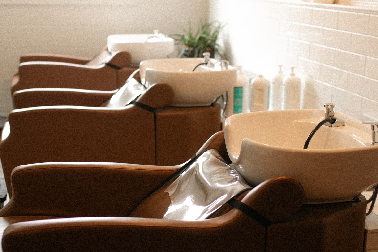 Folk Haus Salon - Hair Salon in Bowling Green