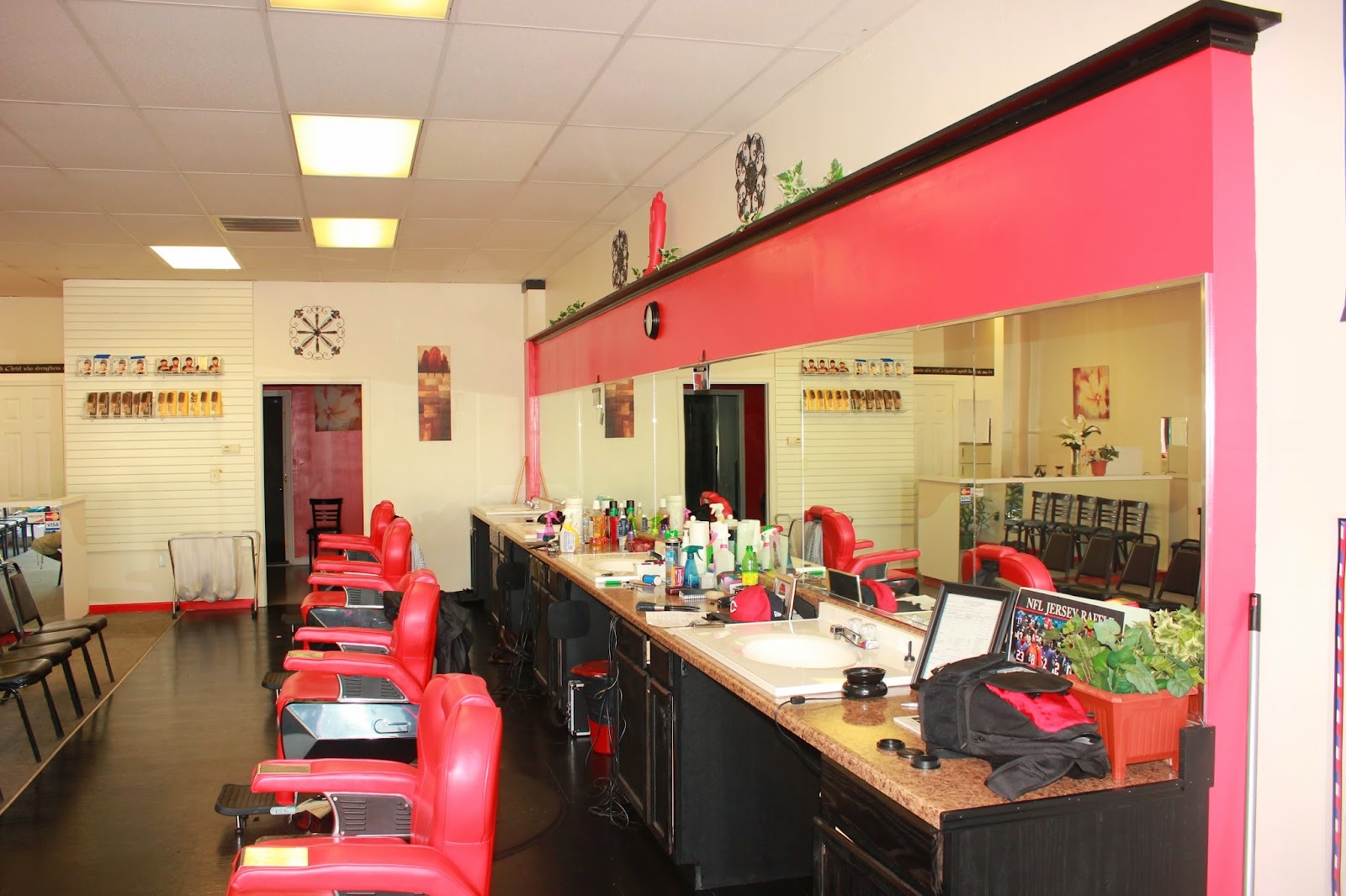 Hair On The Floor Barbershop - Barbershop in Covington