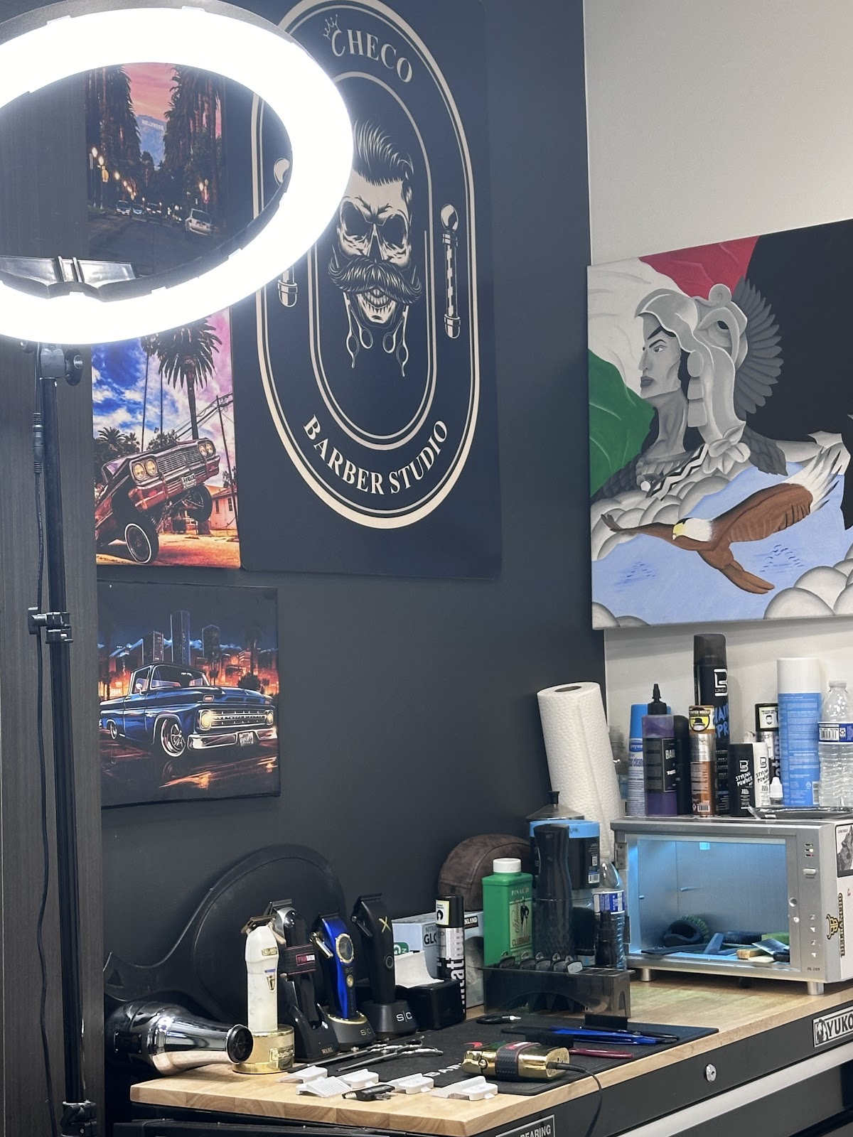 Checo Barber Studio - Barbershop in Covington