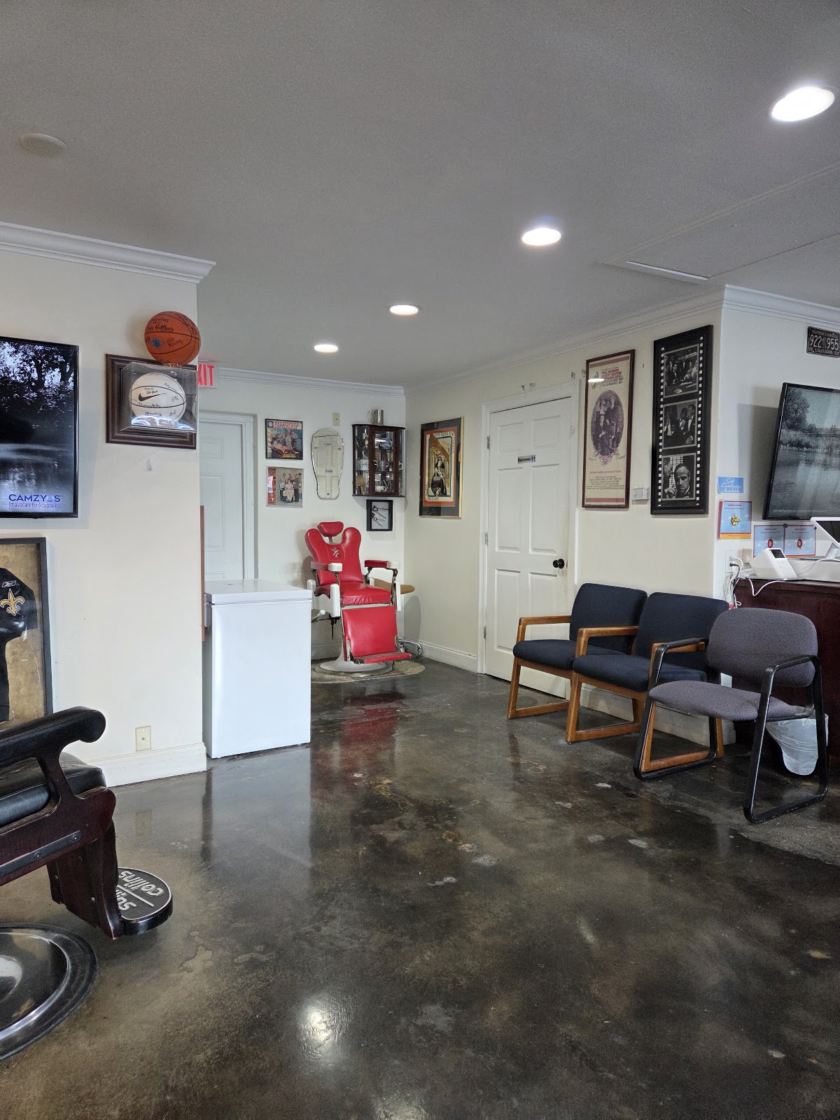 Cutrone's Barber Shop - Barbershop in Baton Rouge