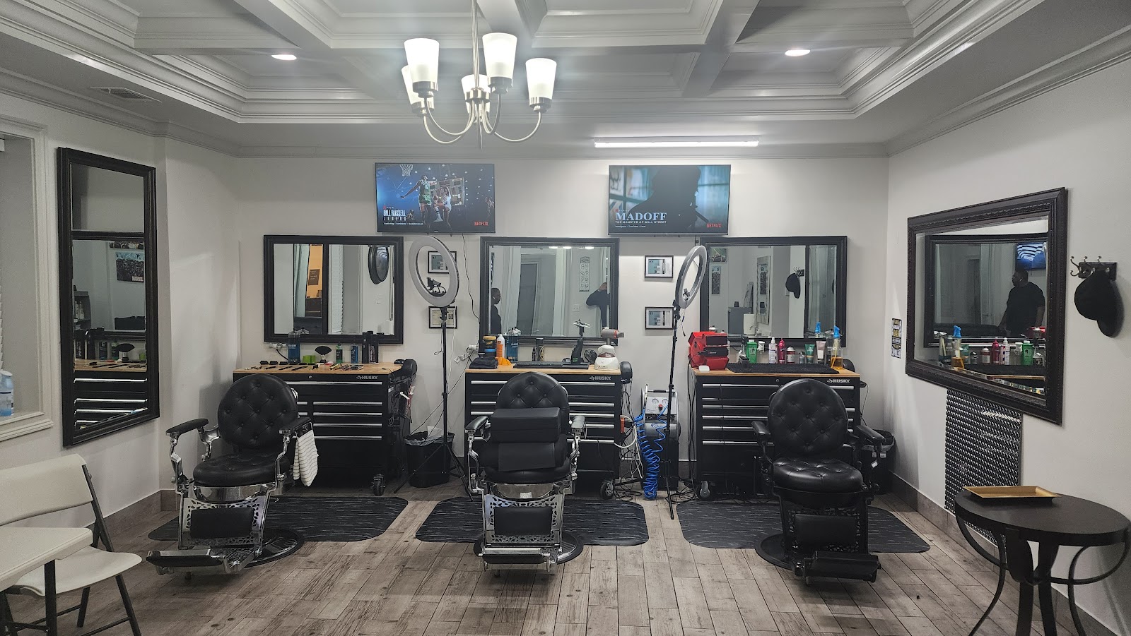 FLAWLESS FADES 225 - Barbershop in Baton Rouge