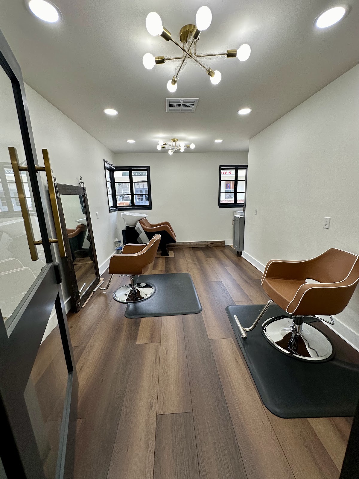 Elude Salon & Suites - Hair Salon in Baton Rouge