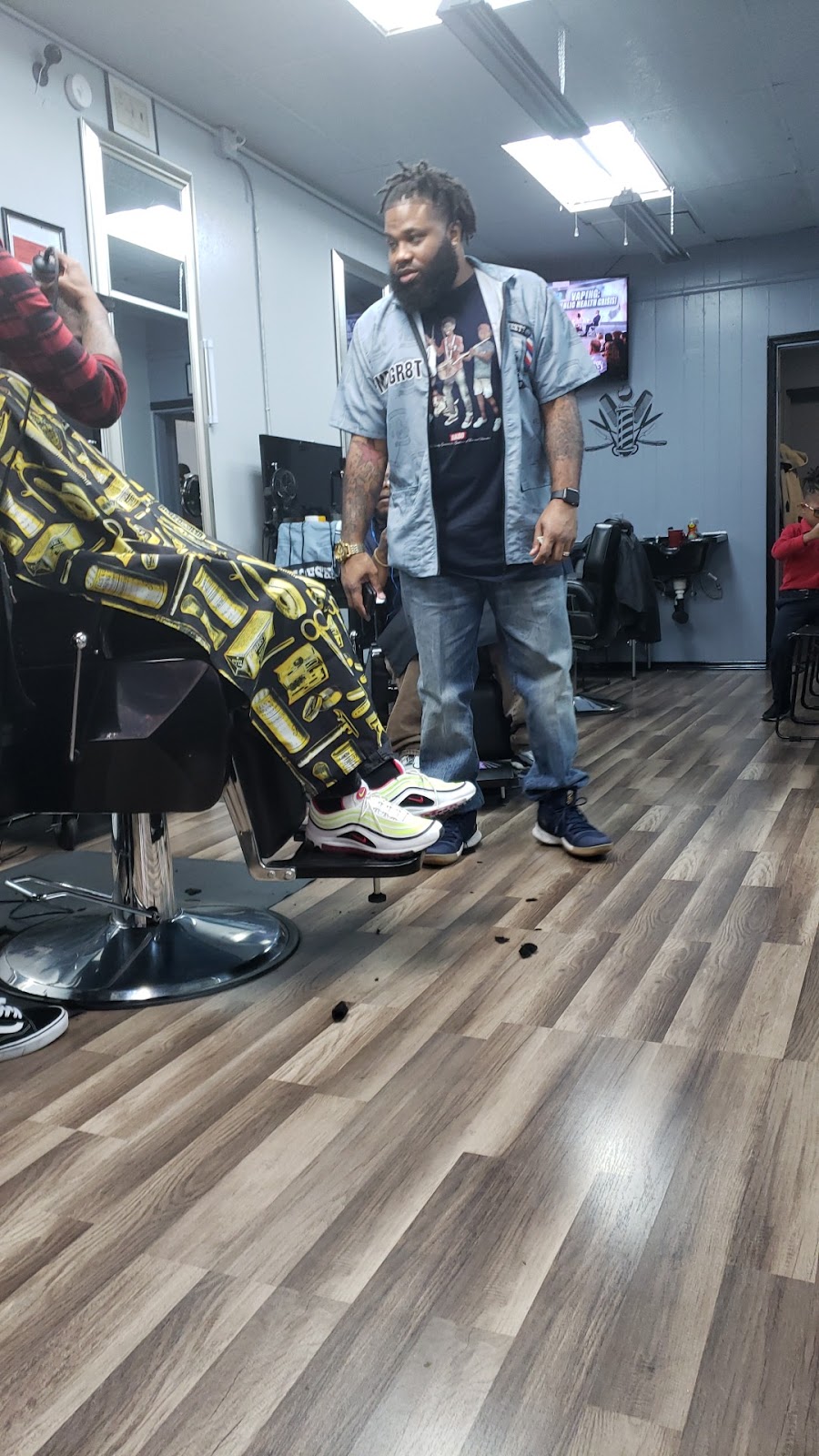 WHO'S NEXT? BARBERSHOP Shreveport la - Barbershop in Shreveport