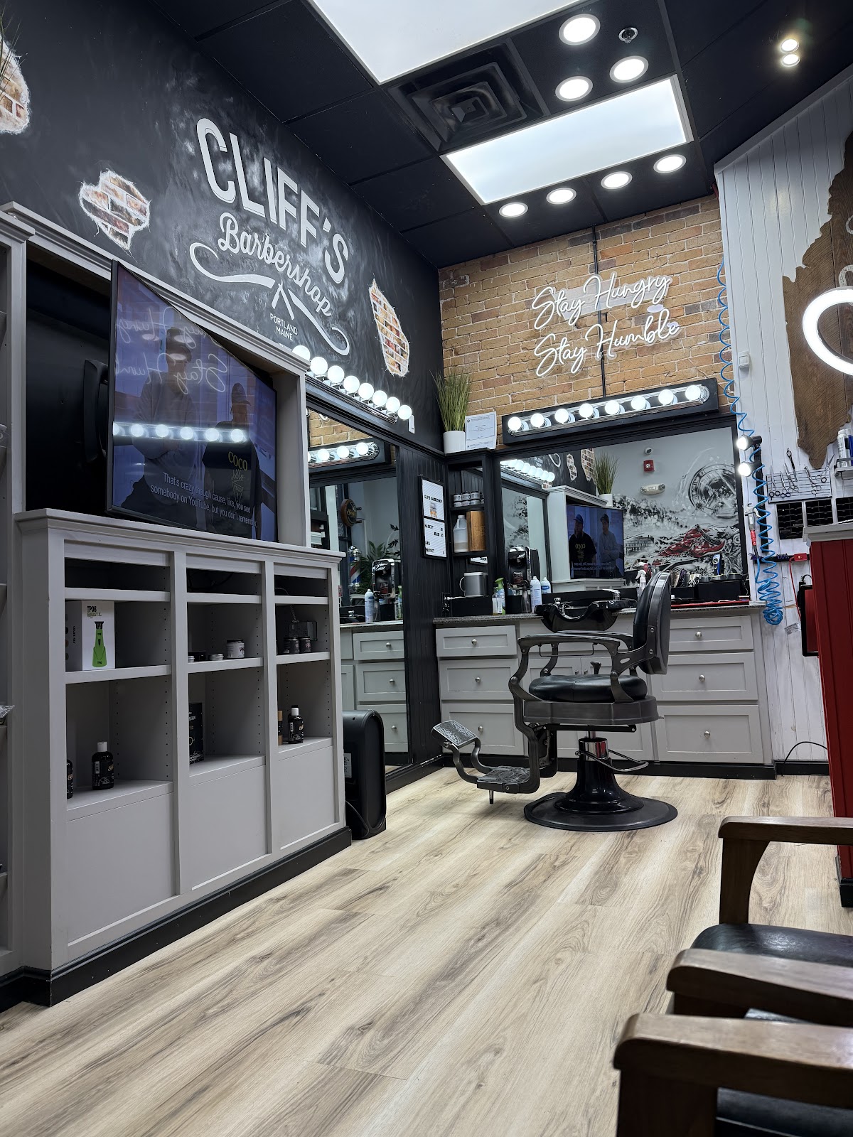 Cliff's Barber Shop - Barbershop in Portland