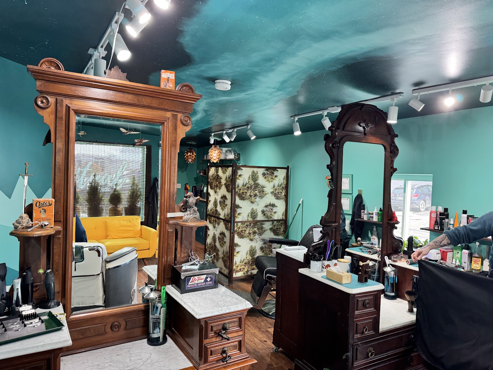 Ritual Hair Studio - Barbershop in Portland