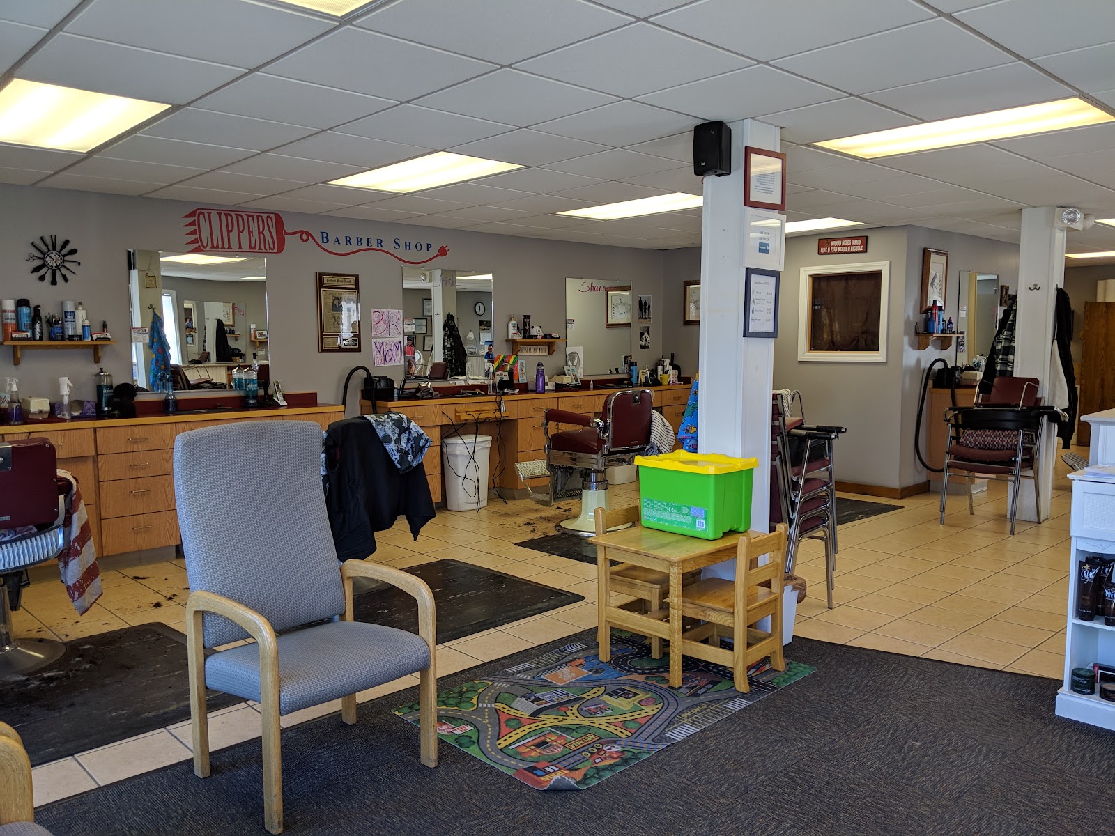 Clippers Barber Shop - Barbershop in Portland
