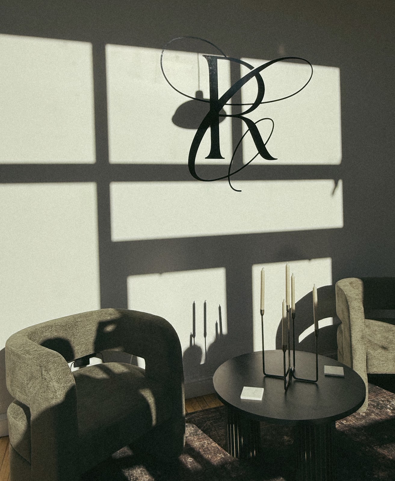 CR Studio - Hair Salon in Bangor