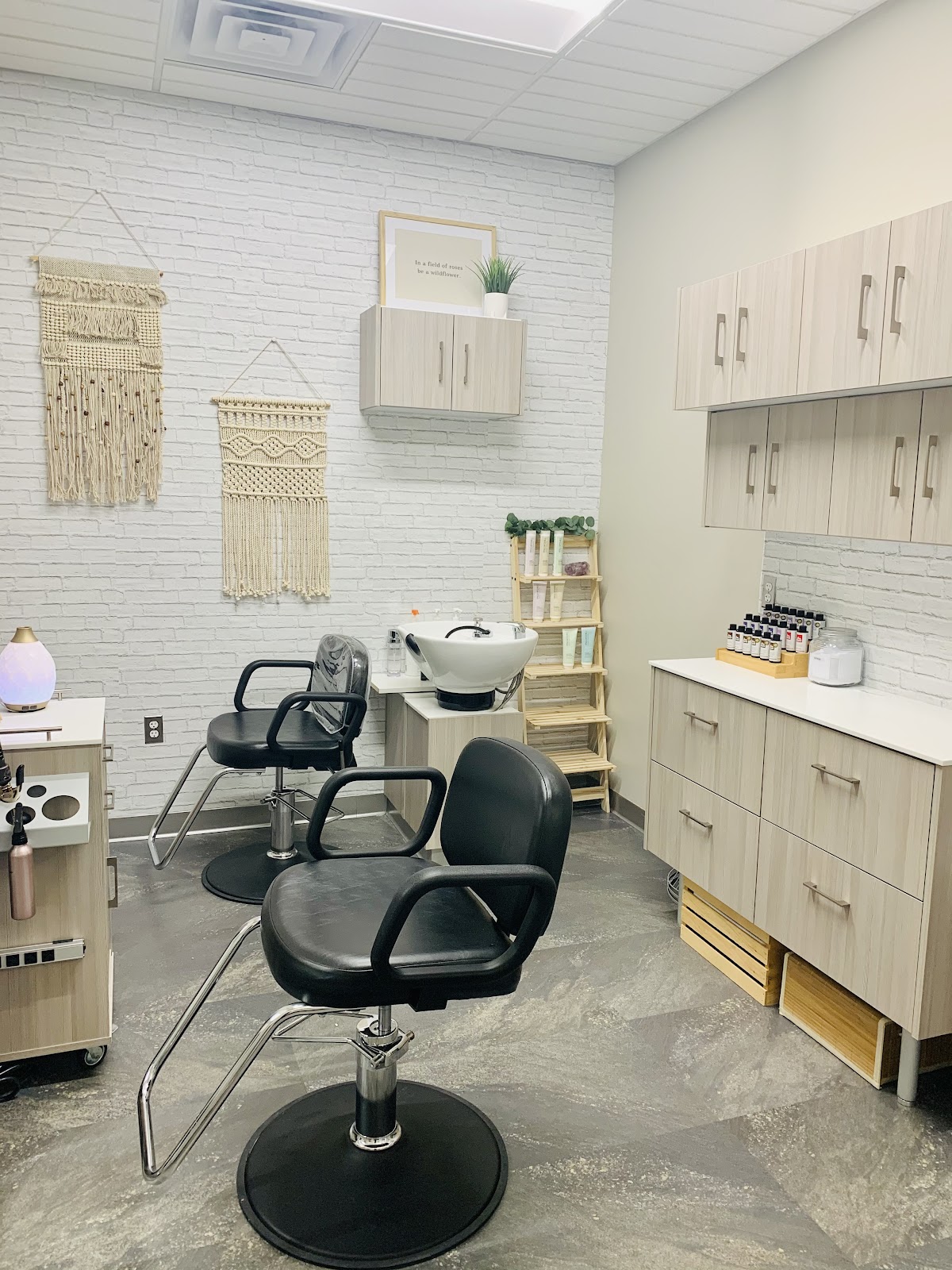 Boho Roots by Toni - Hair Salon in Salem