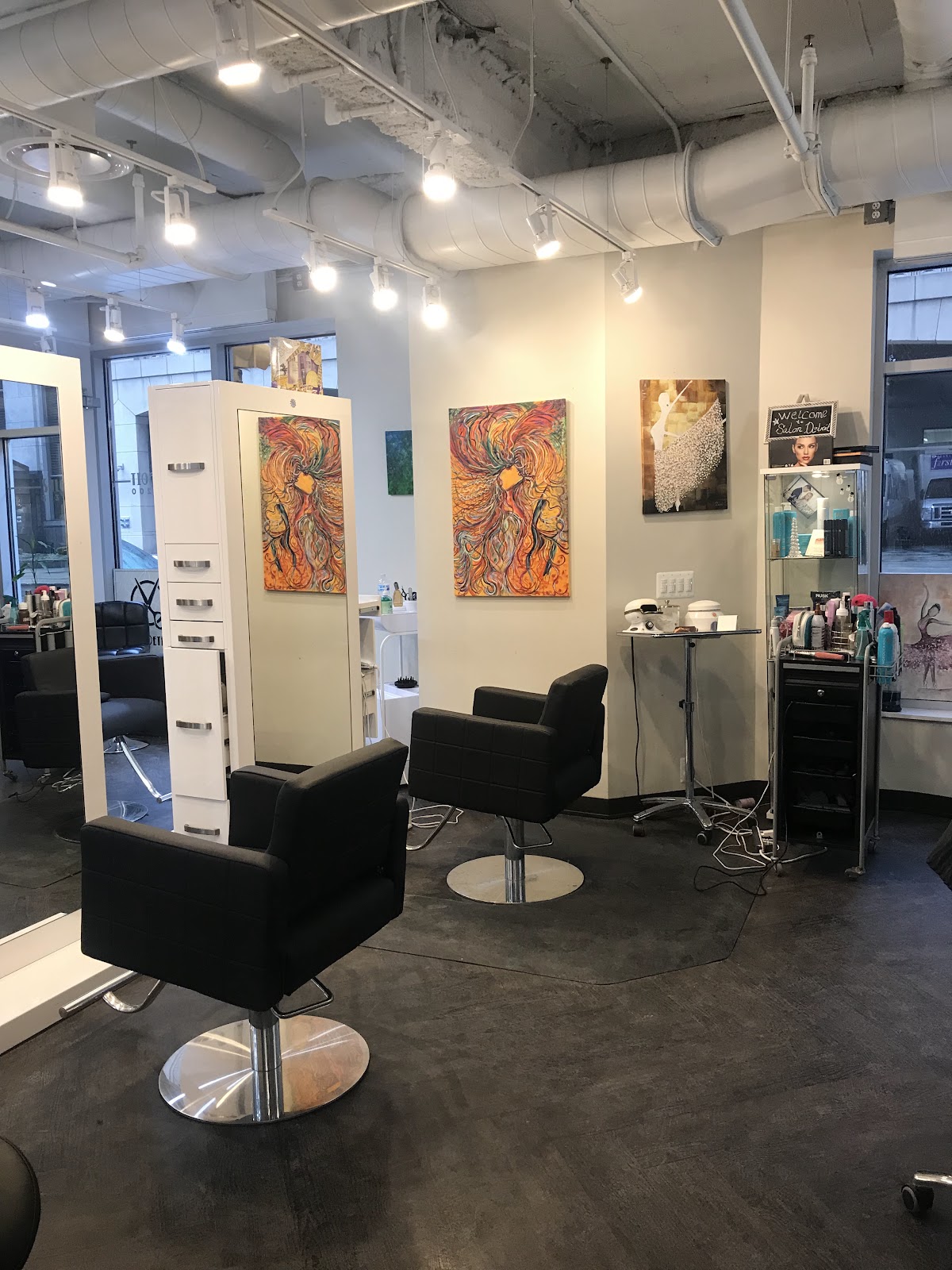 Salon Detroit - Hair Salon in Detroit