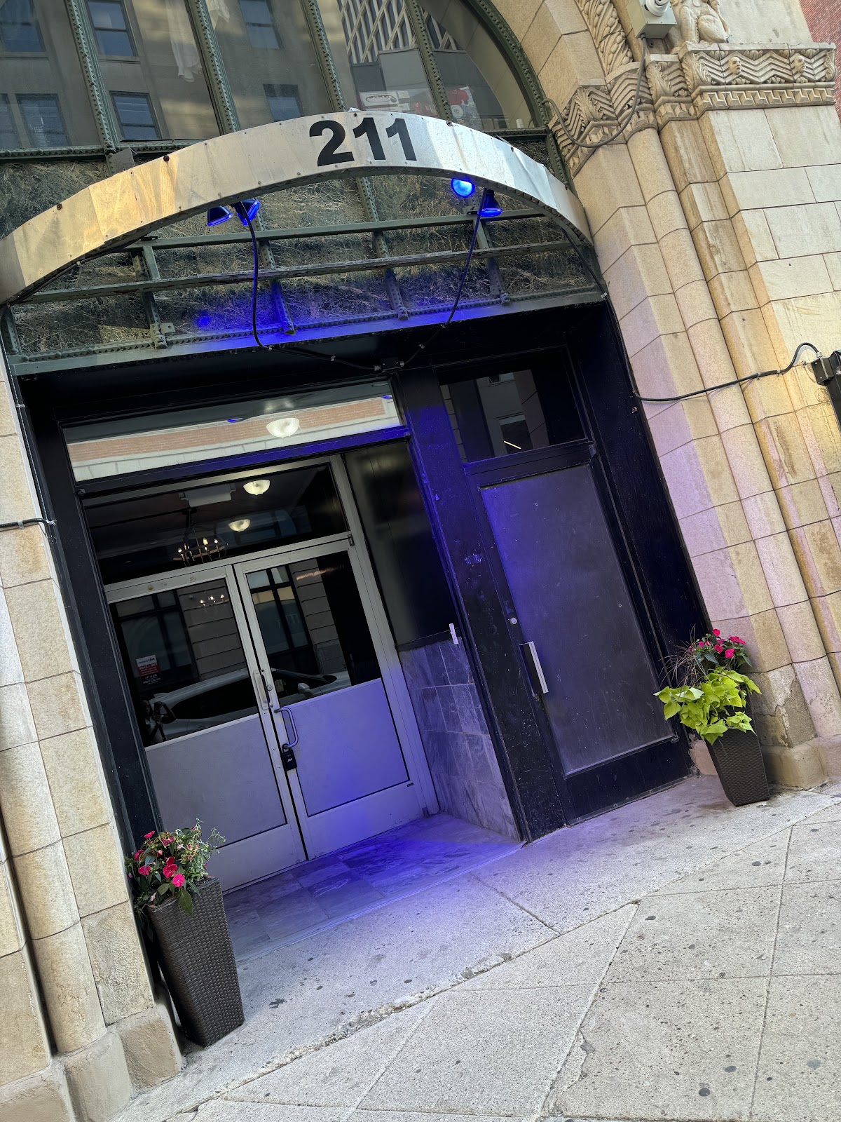 Vibe Spa - Beauty Spa in Detroit