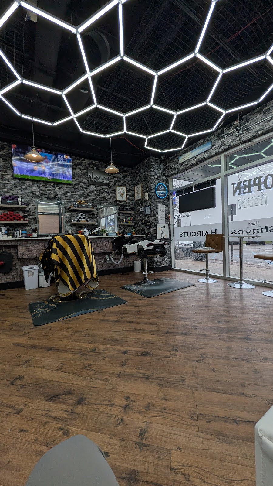 Ya Man Barbershop - Knapps Corner - Barbershop in Grand Rapids