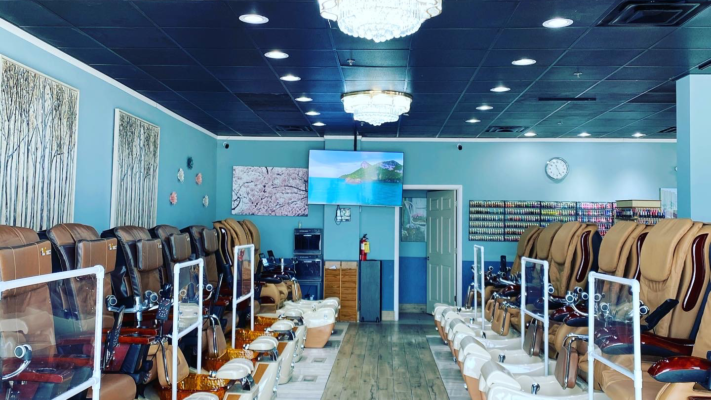 Pleasant Nails & Spa - Nail Salon in Grand Rapids