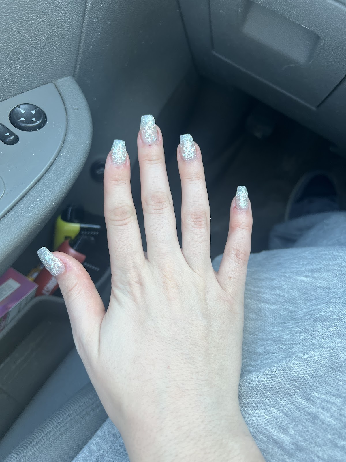 K-L Nail - Nail Salon in Lansing