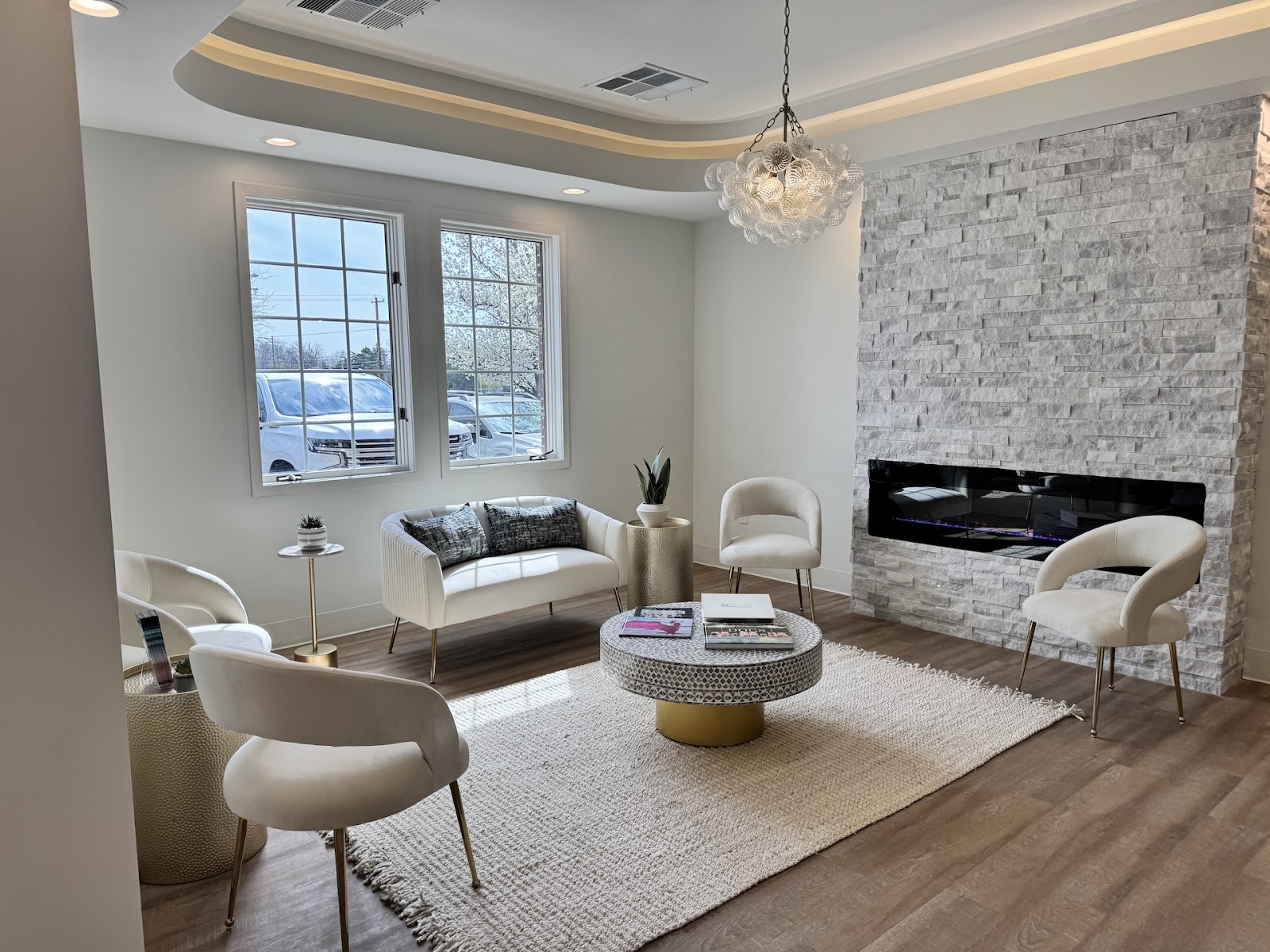Aqua Aesthetics and Wellness - Hair Salon in Lansing