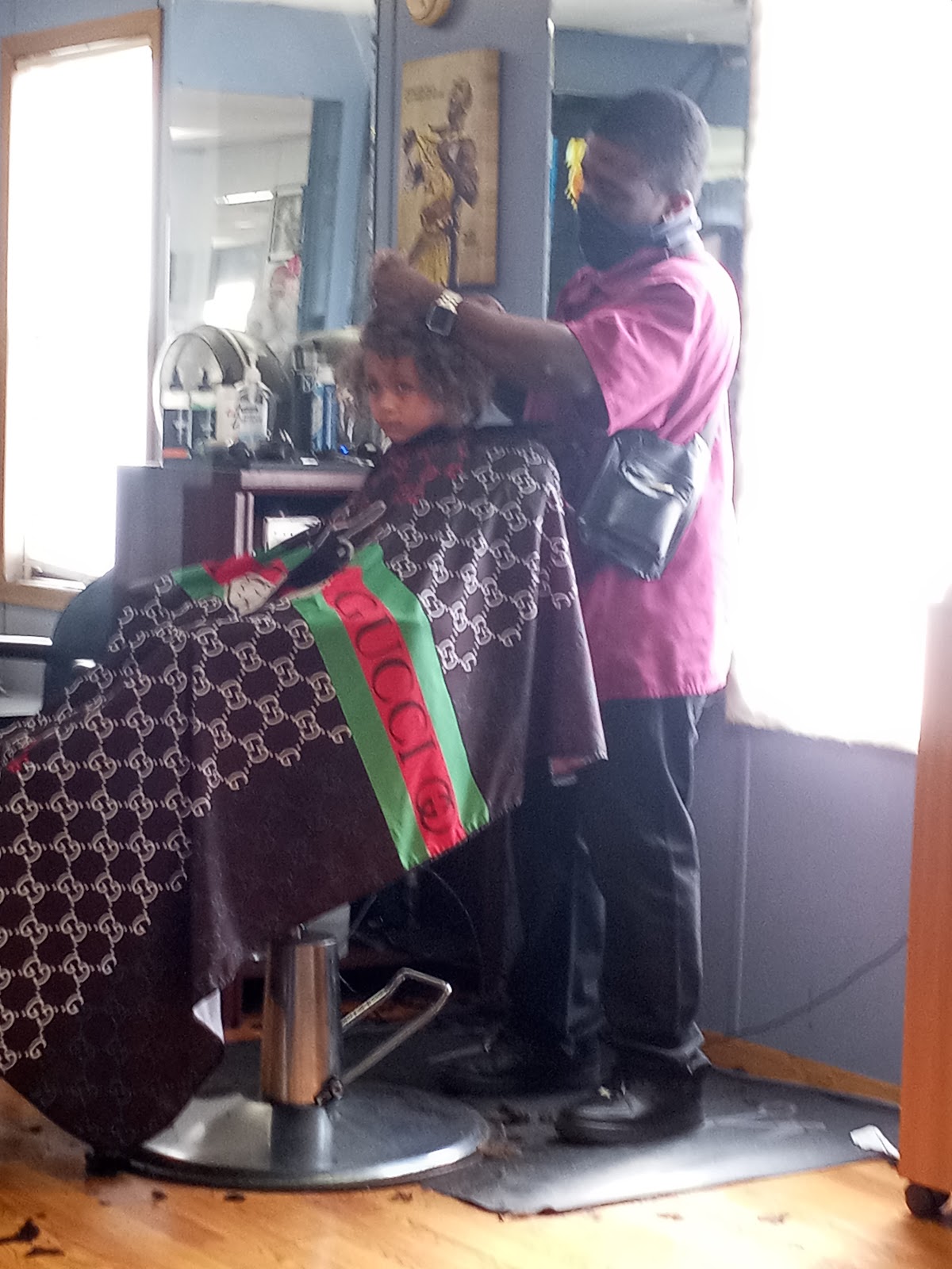 Six Ducks Barber Shop - Barbershop in Kalamazoo