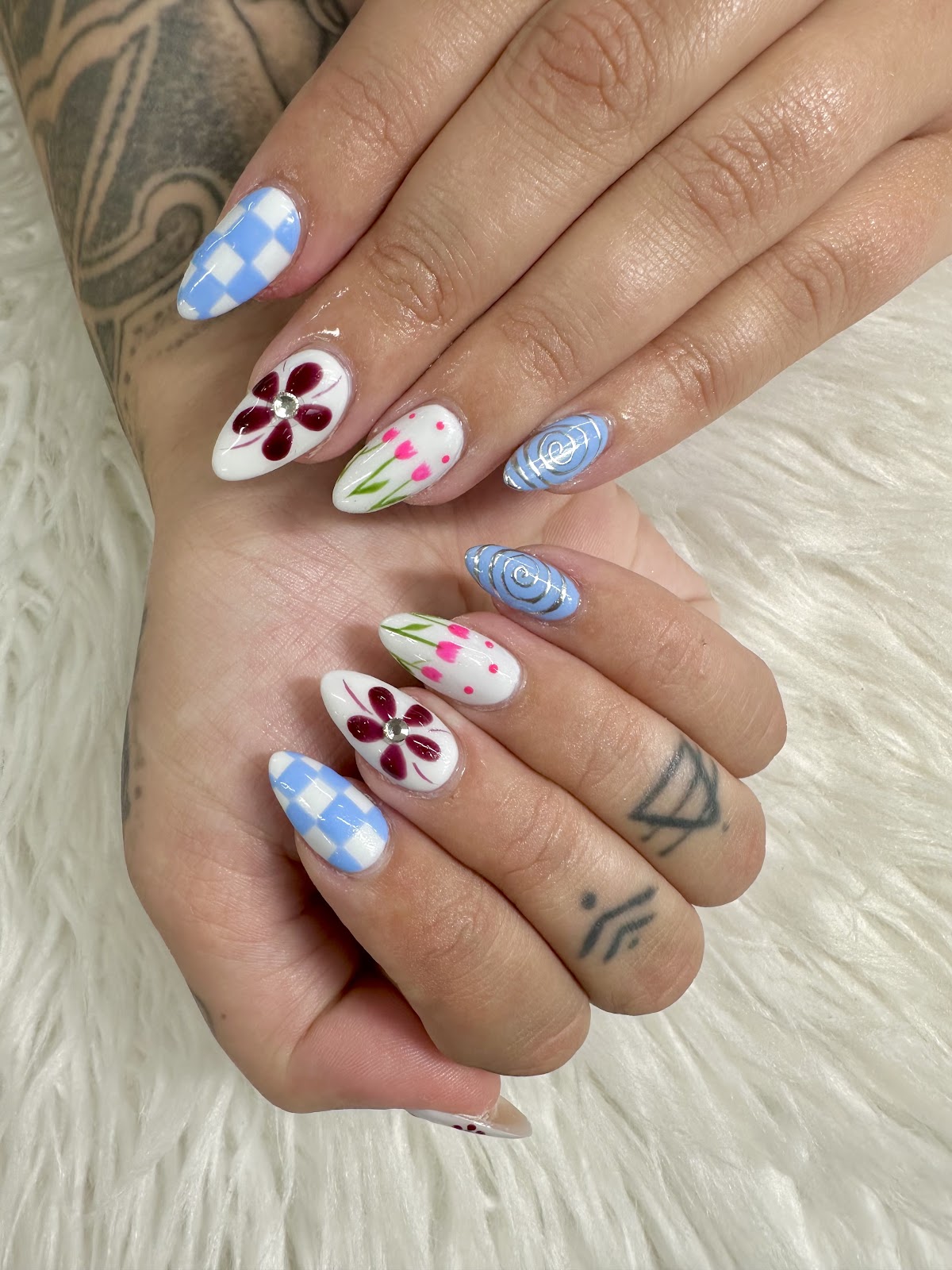 Jenny's Nails - Minnesota - Nail Salon in Minneapolis