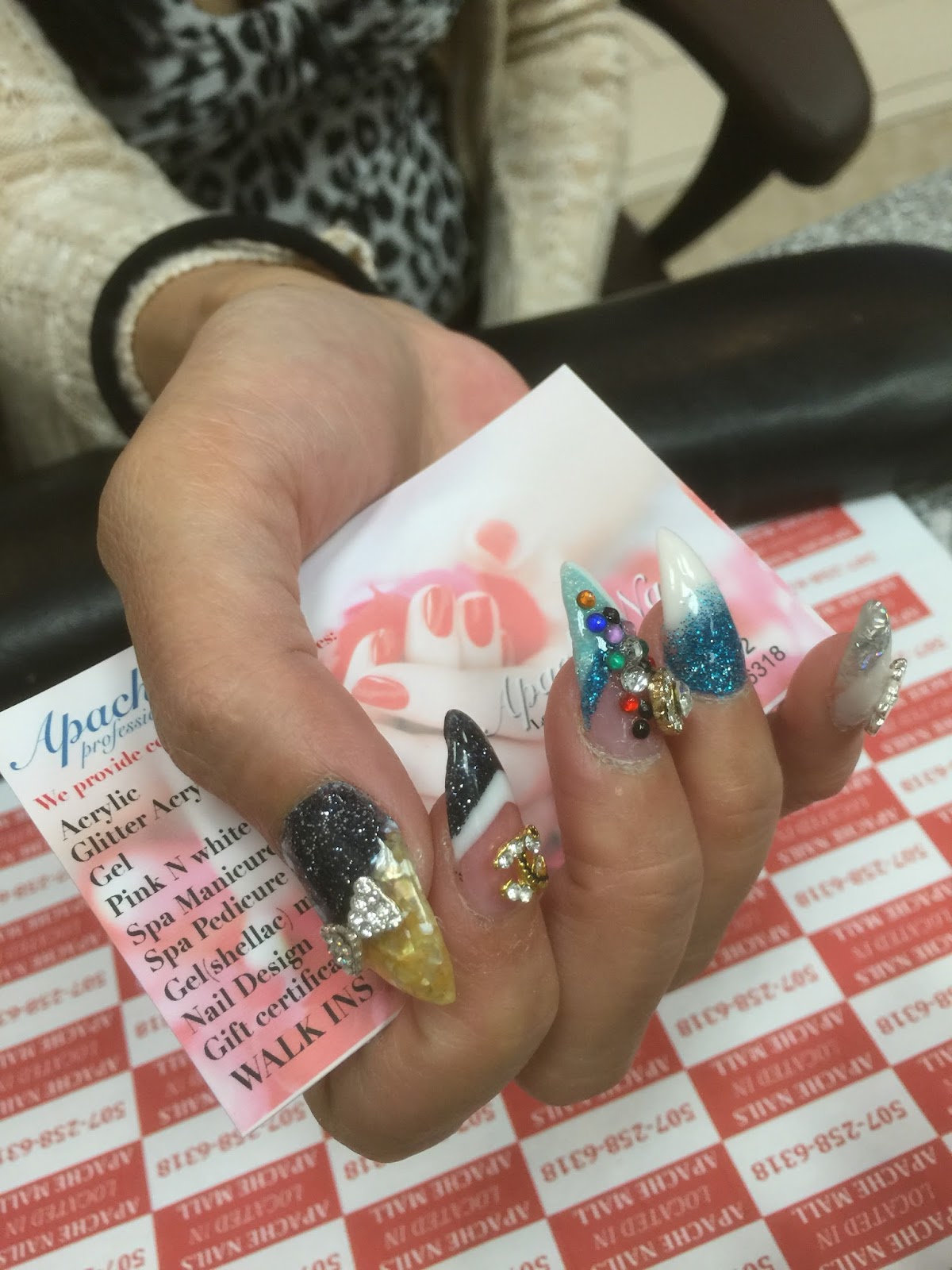 Apache Nails - Nail Salon in Rochester
