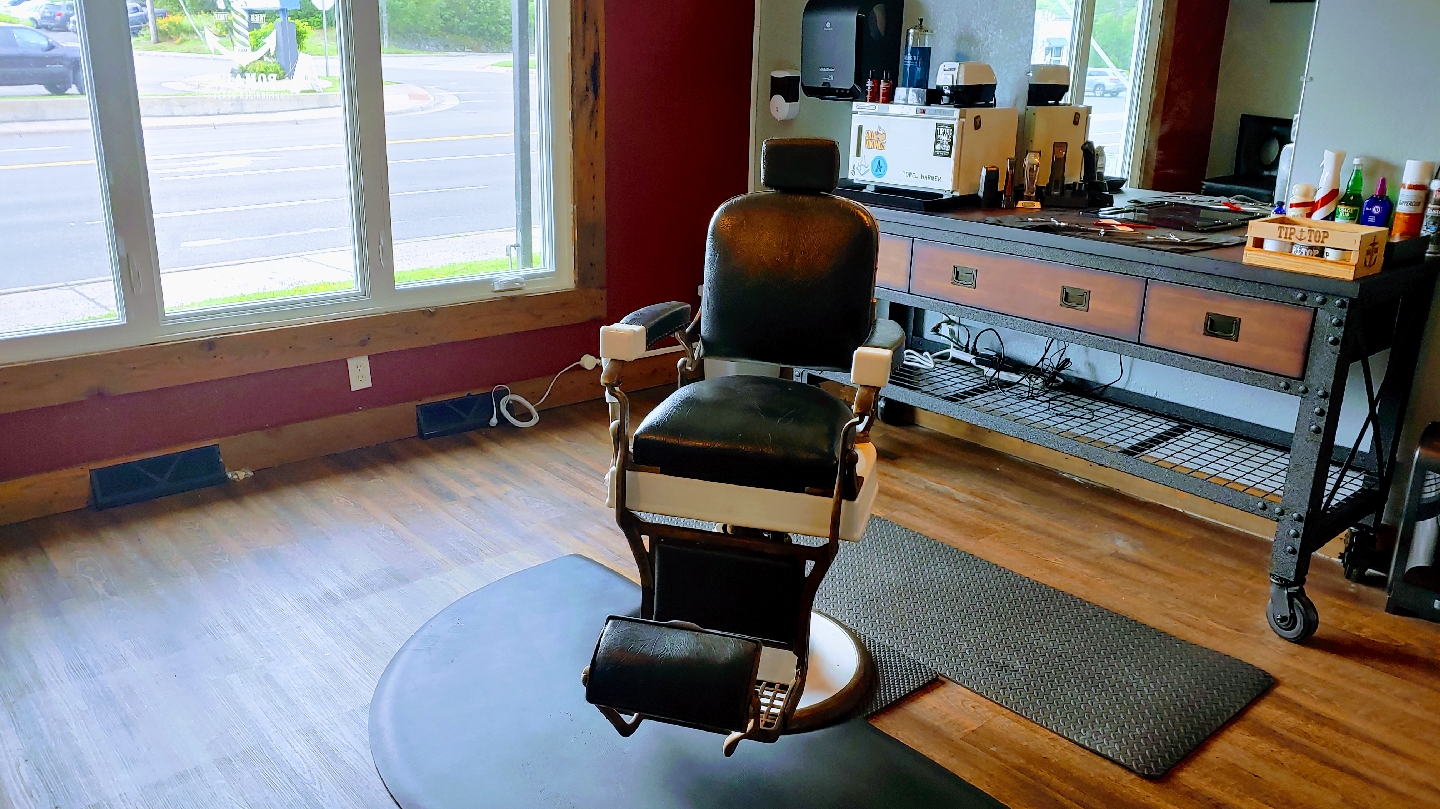 Deep Cuts - Barbershop in Duluth