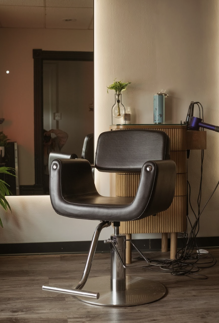 London Rayne Salon - Hair Salon in Duluth